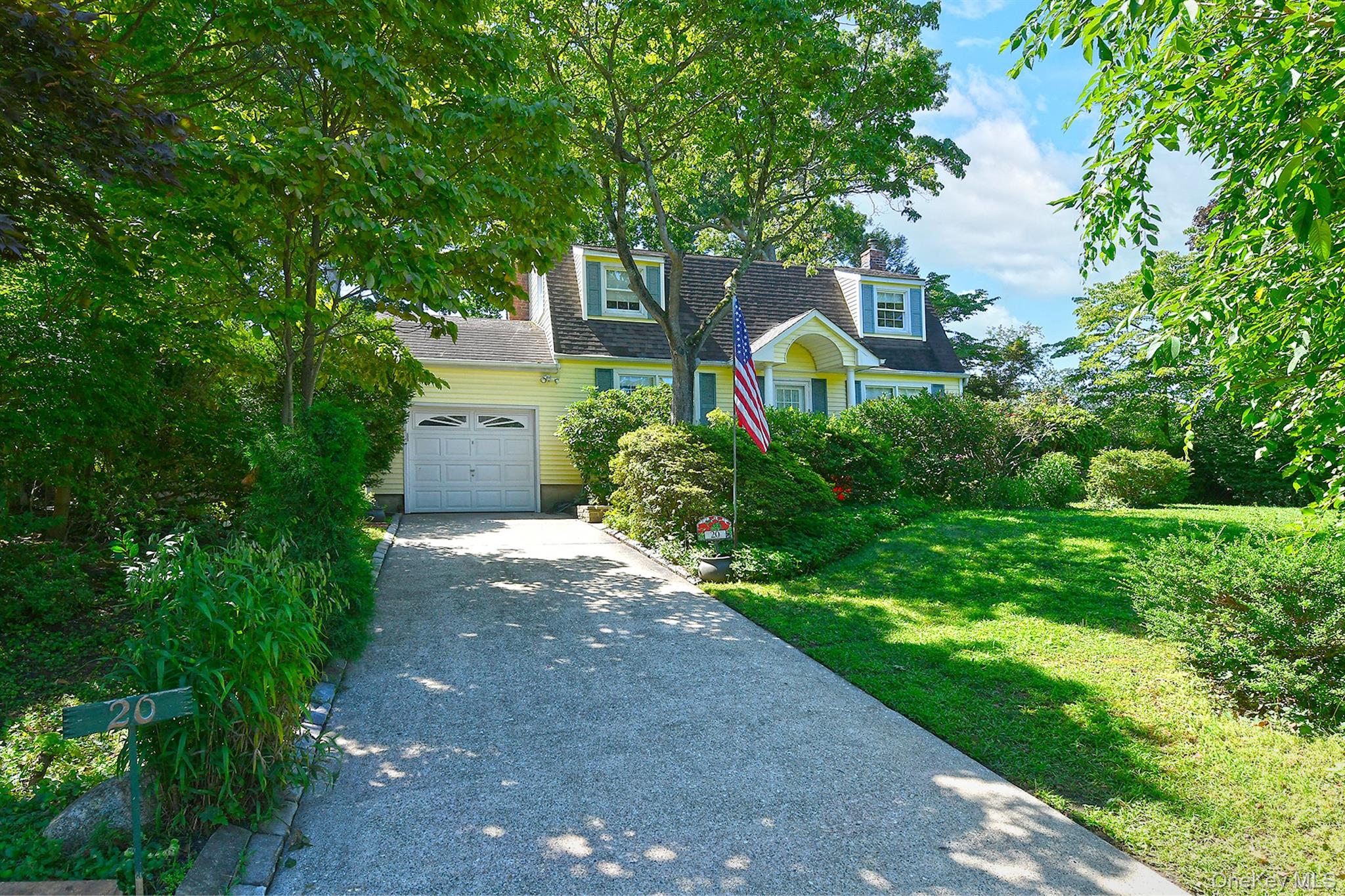 4th image of 20 Brook Ln, Smithtown, NY 11787 | MLS# 1031716