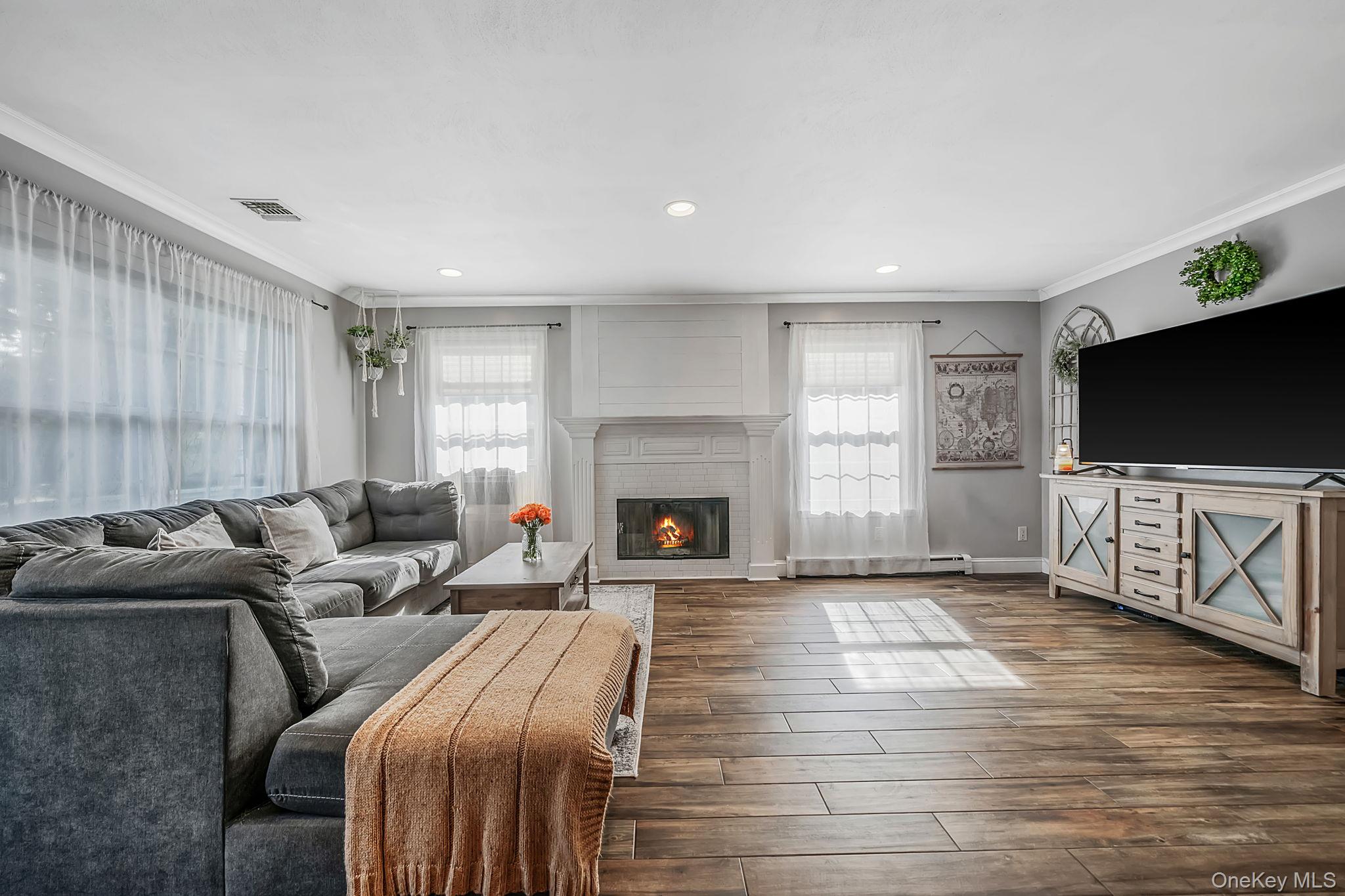 4th image of 2 Ithaca Ave, Brookhaven, NY 11776 | MLS# 1031723