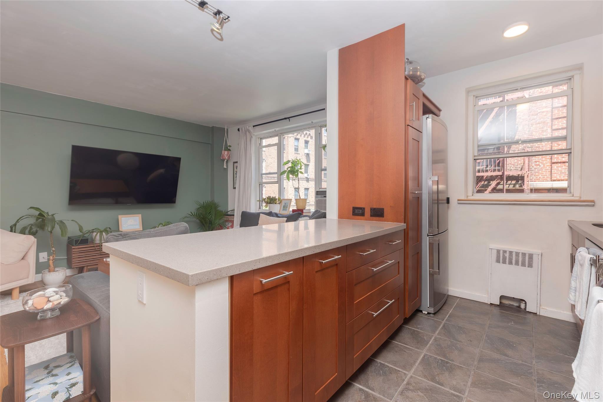 5th image of 12 Westchester Ave #2J, White Plains, NY 10601 | MLS# 1031789
