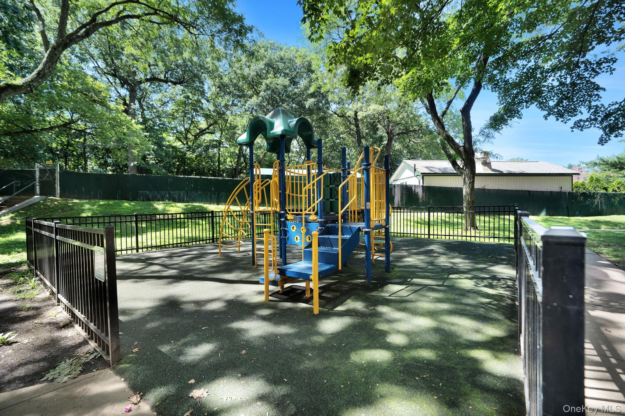 25th image of 75 26 Bell Blvd #LD, New York, NY 11364 | MLS# 1031882