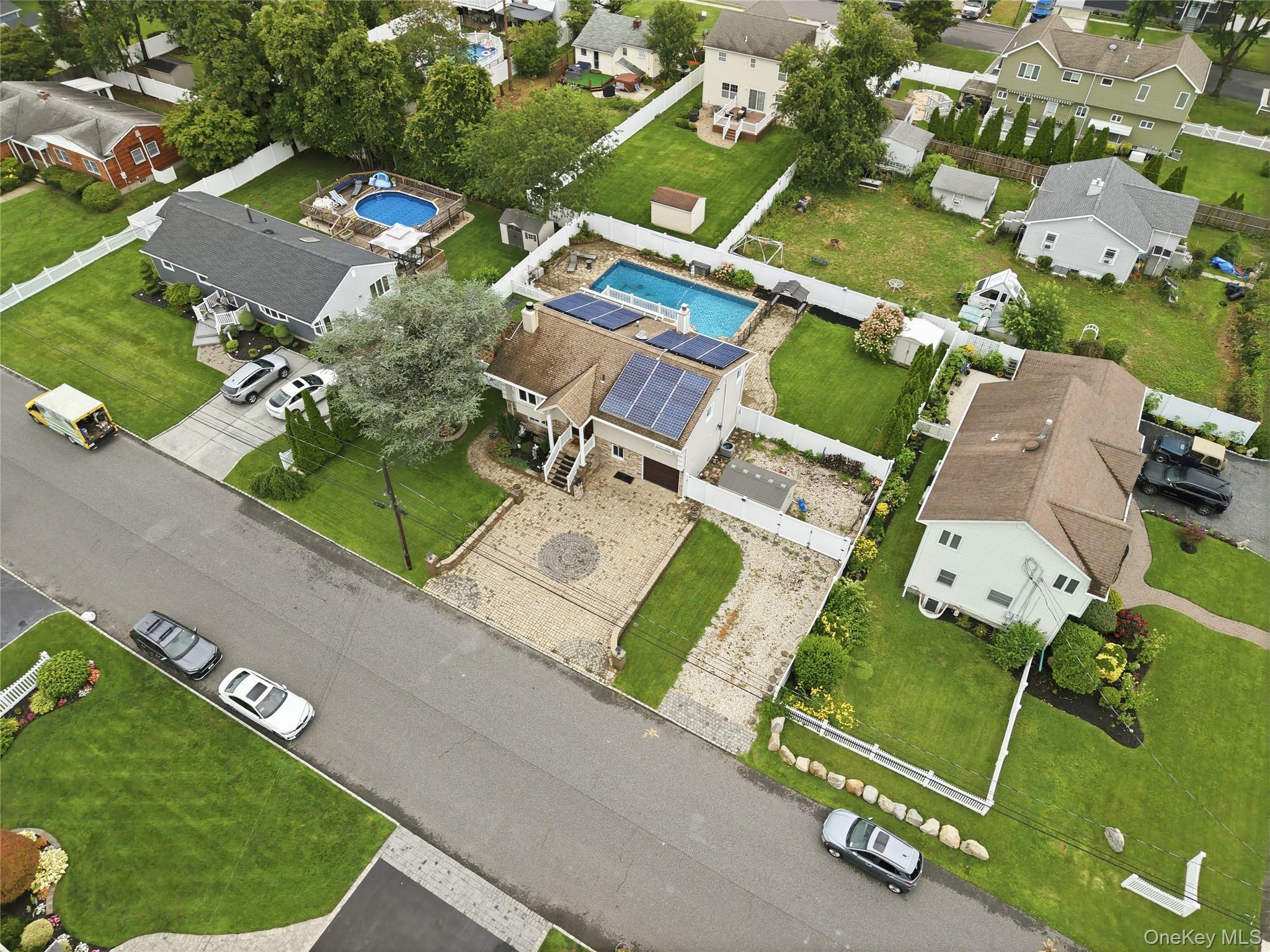 37th image of 235 Eastwood Ave, Babylon, NY 11729 | MLS# 1031935