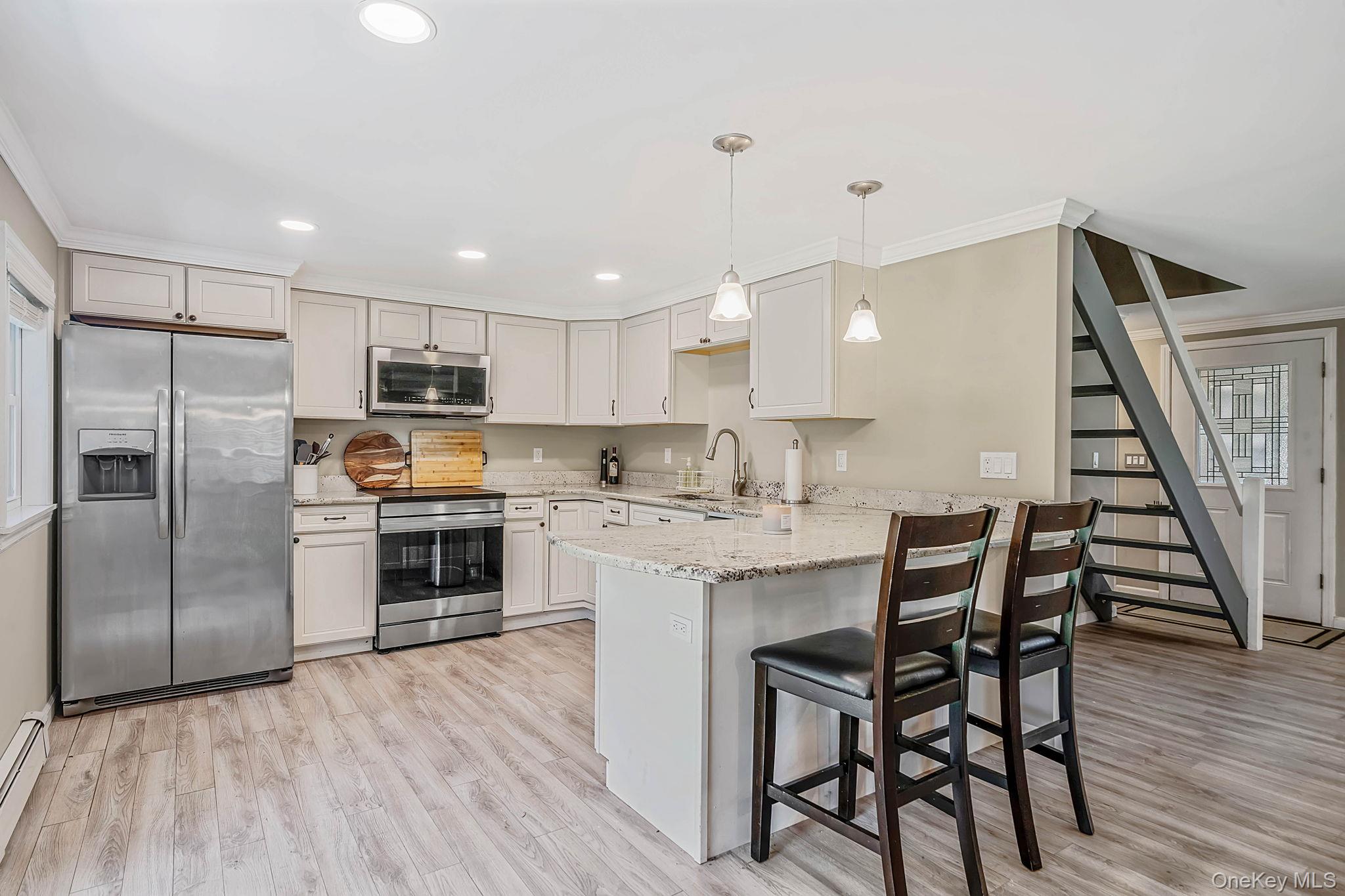 2nd image of 150 Serpentine Ln, Islip, NY 11749 | MLS# 1032018