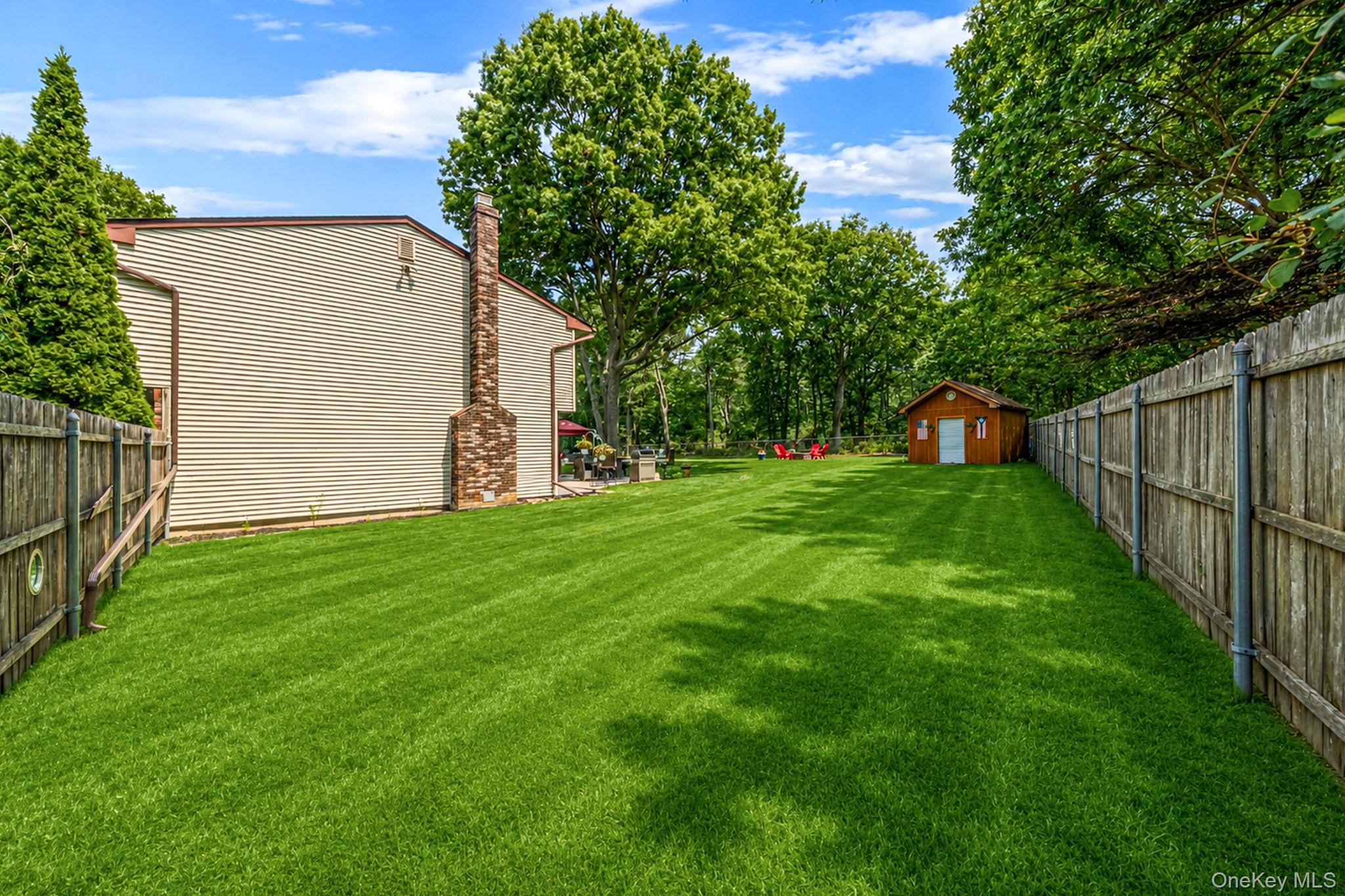 41st image of 411 Robinson Ave, Brookhaven, NY 11772 | MLS# 1032055