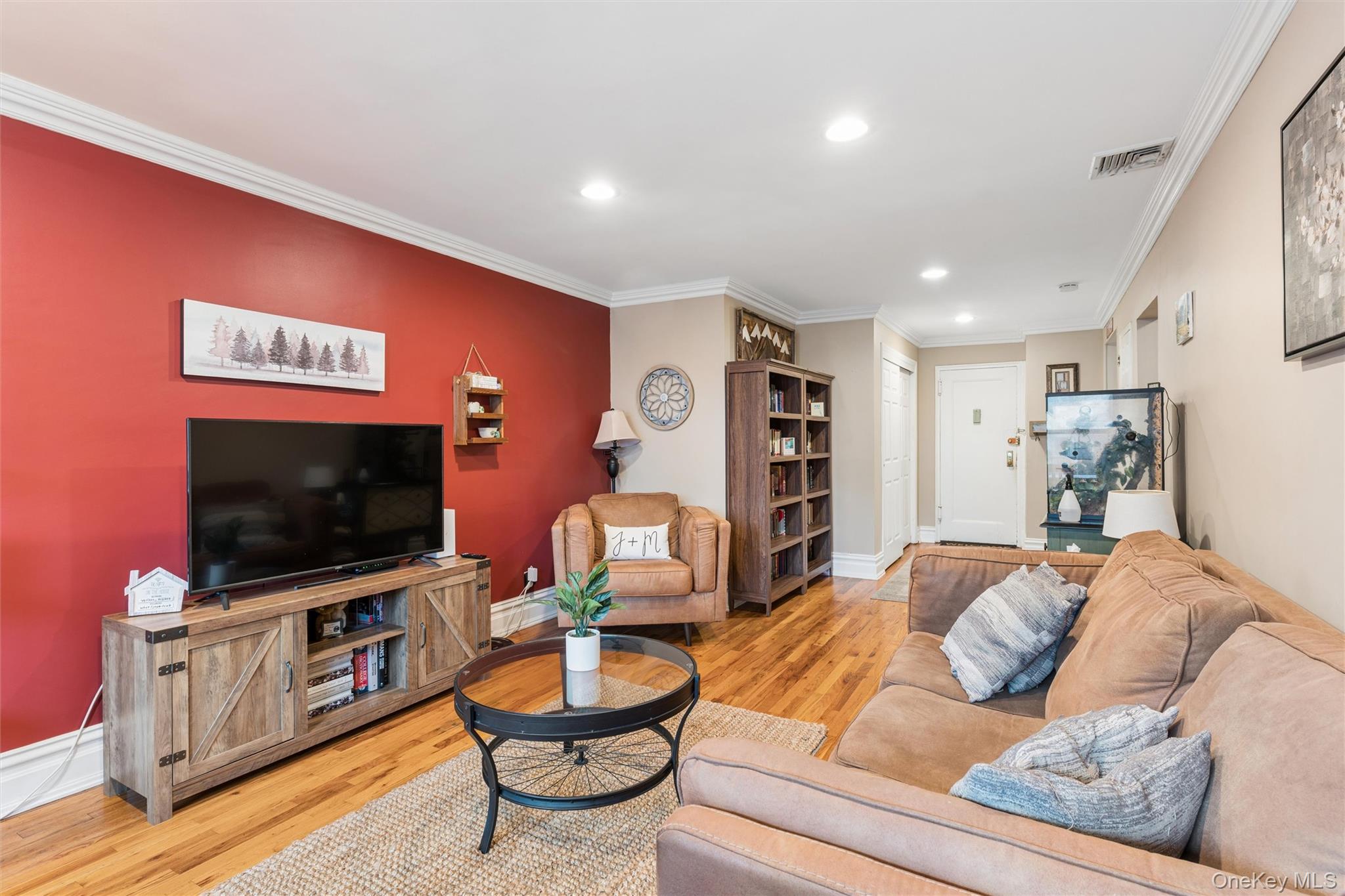 4th image of 1195 E Broadway #L21, Hempstead, NY 11557 | MLS# 1032061