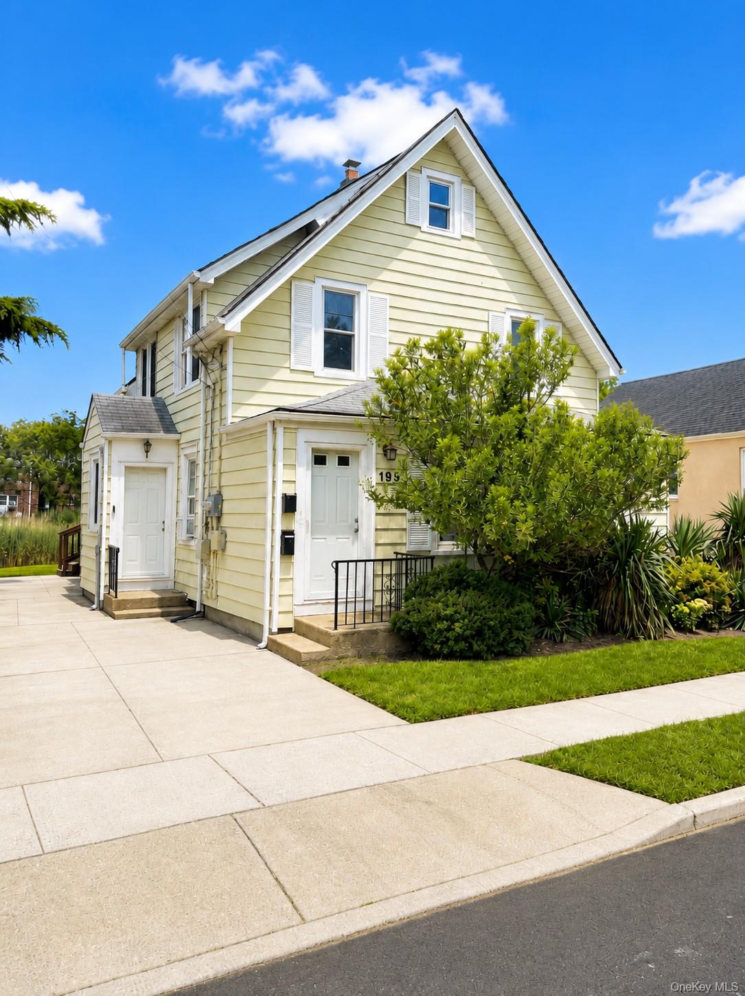30th image of 199 Terrell Ave, Hempstead, NY 11572 | MLS# 1032064