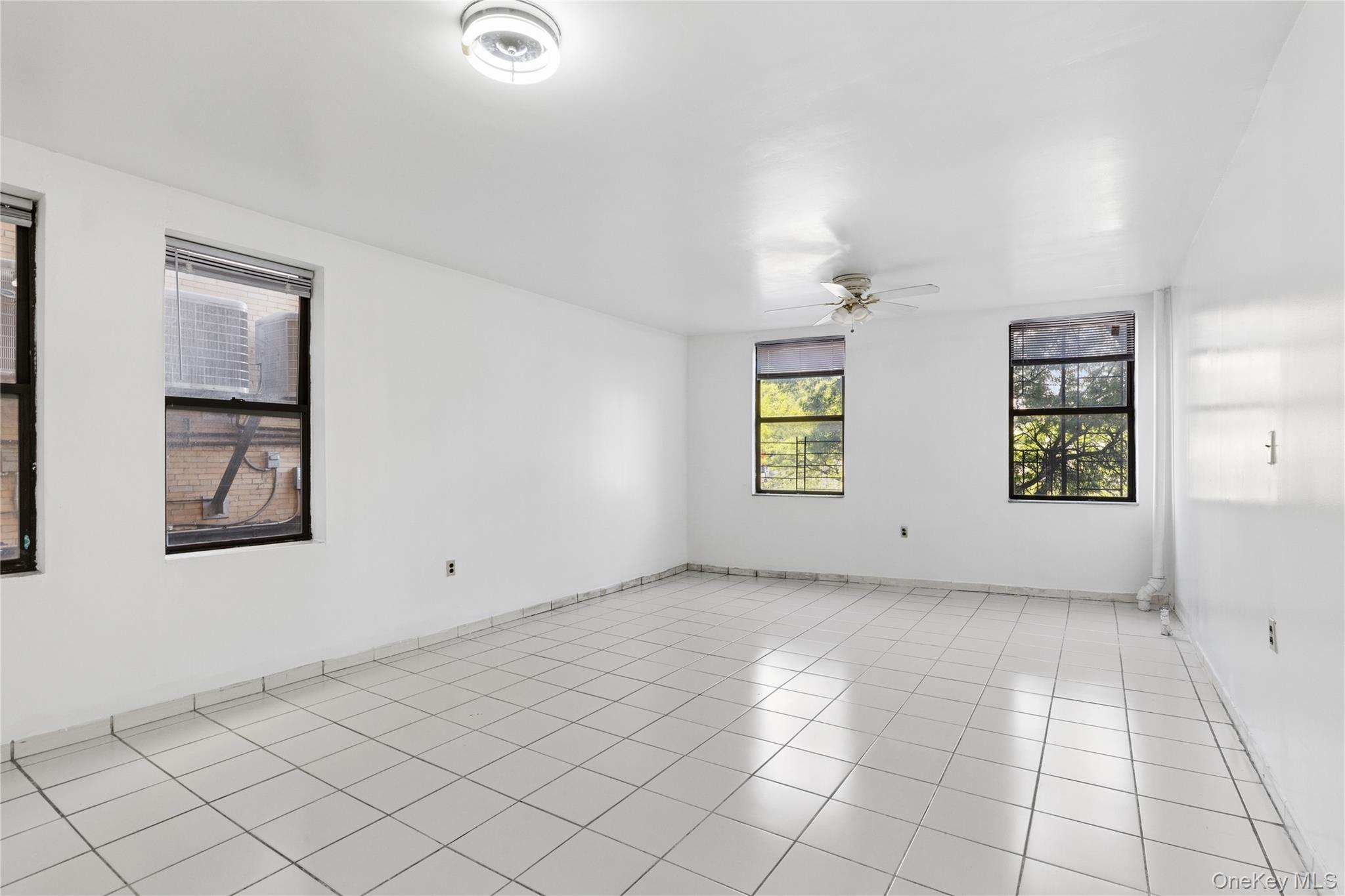 2nd image of 4260 Broadway #202, New York, NY 10033 | MLS# 1032076