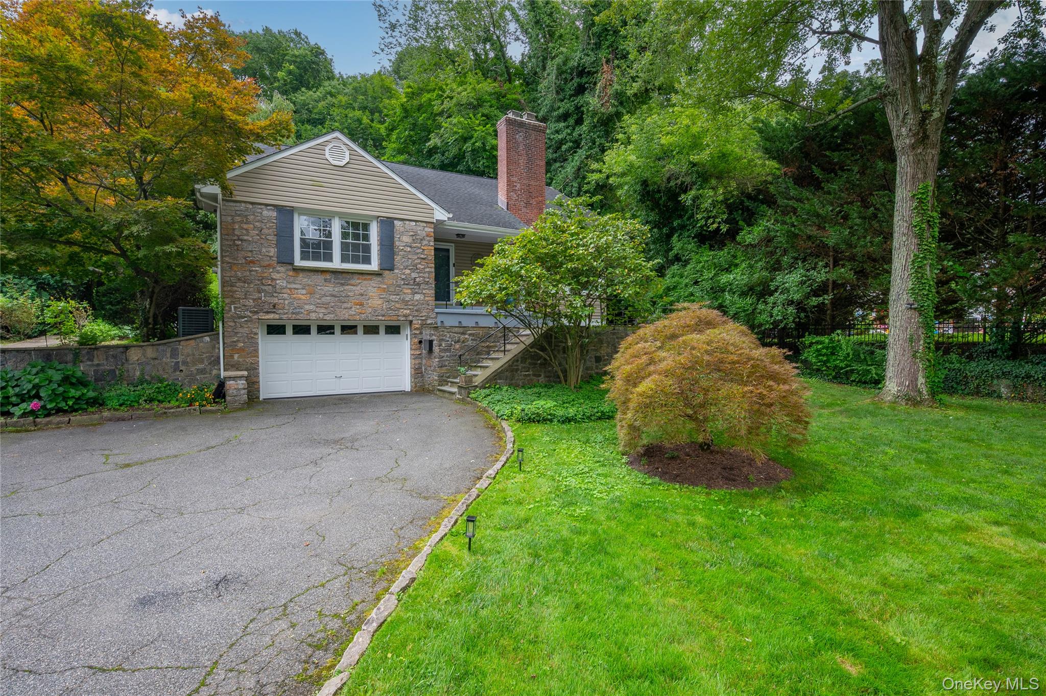 3rd image of 1108 Post Rd, Scarsdale, NY 10583 | MLS# 1032104