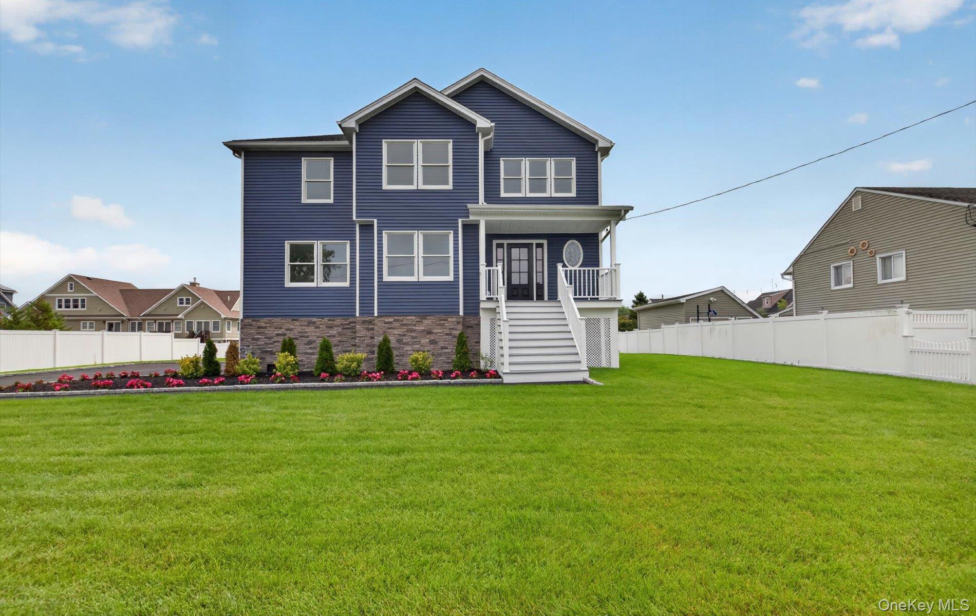 1st image of 851 W Bay Dr, Islip, NY 11795 | MLS# 1032133