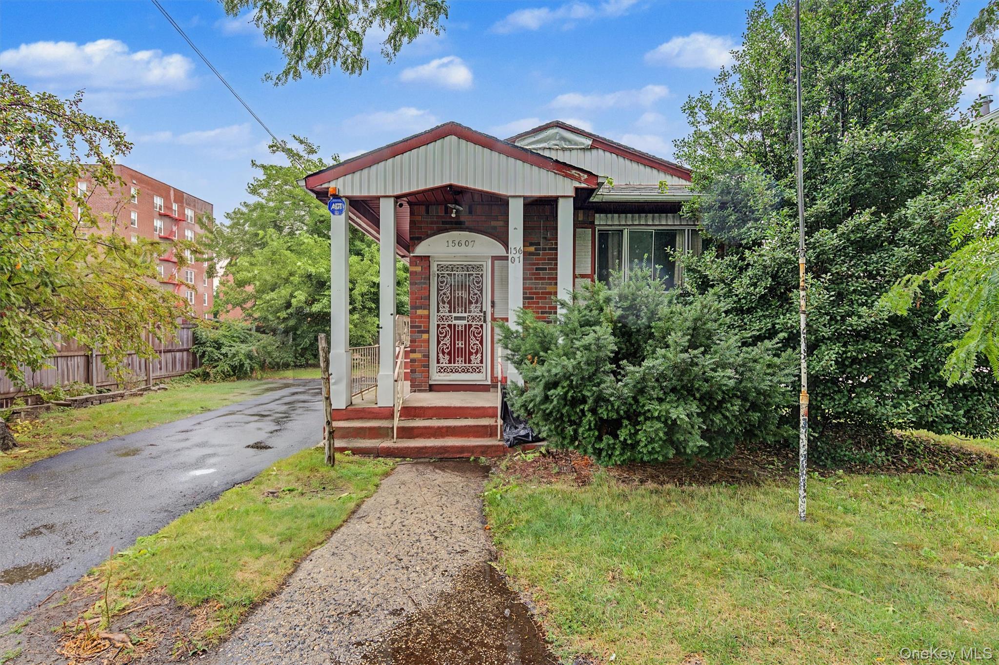 3rd image of 156-07 N Conduit Ave, New York, NY 11434 | MLS# 1032138
