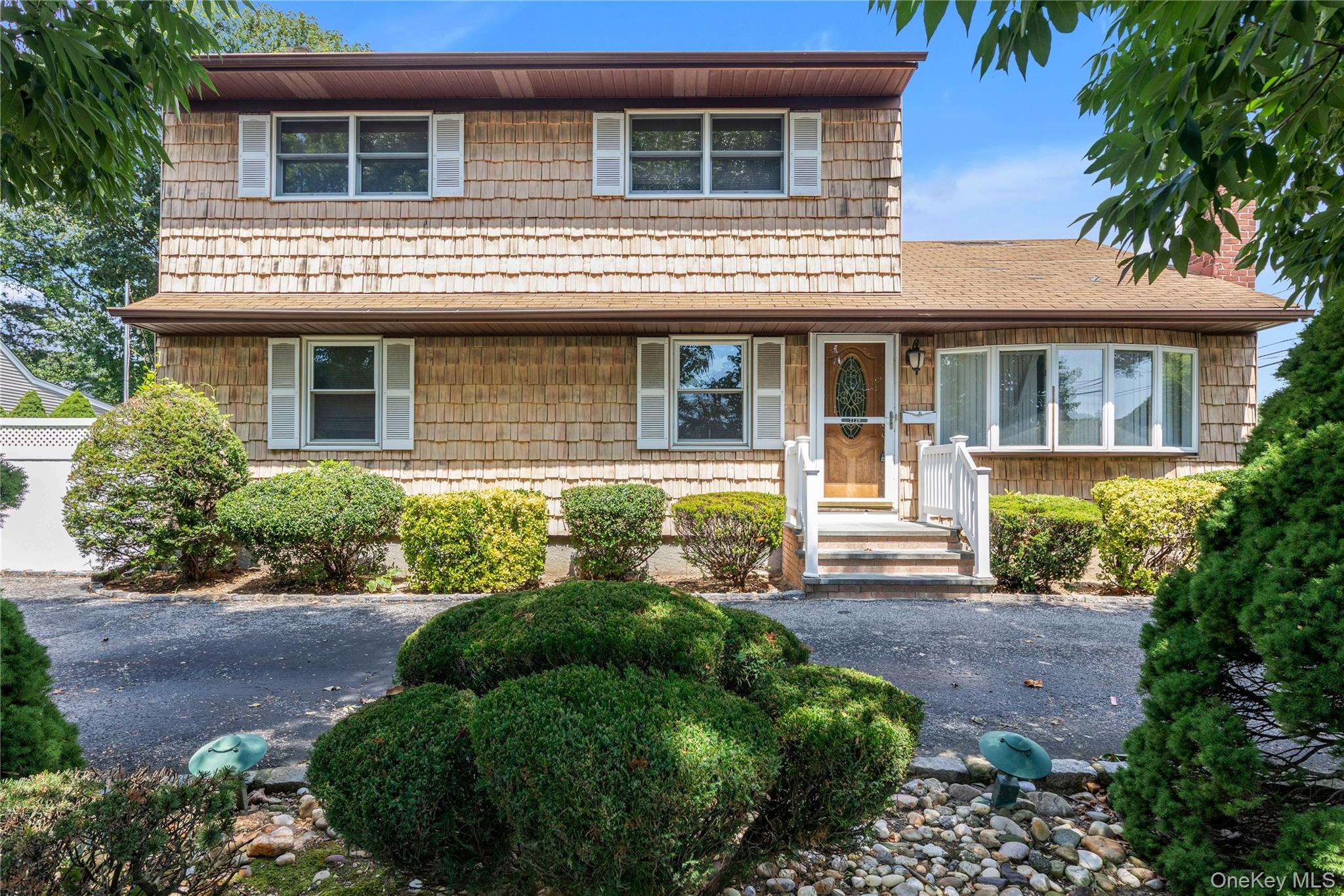 1st image of 2739 Oak Dr, Hempstead, NY 11710 | MLS# 1032146