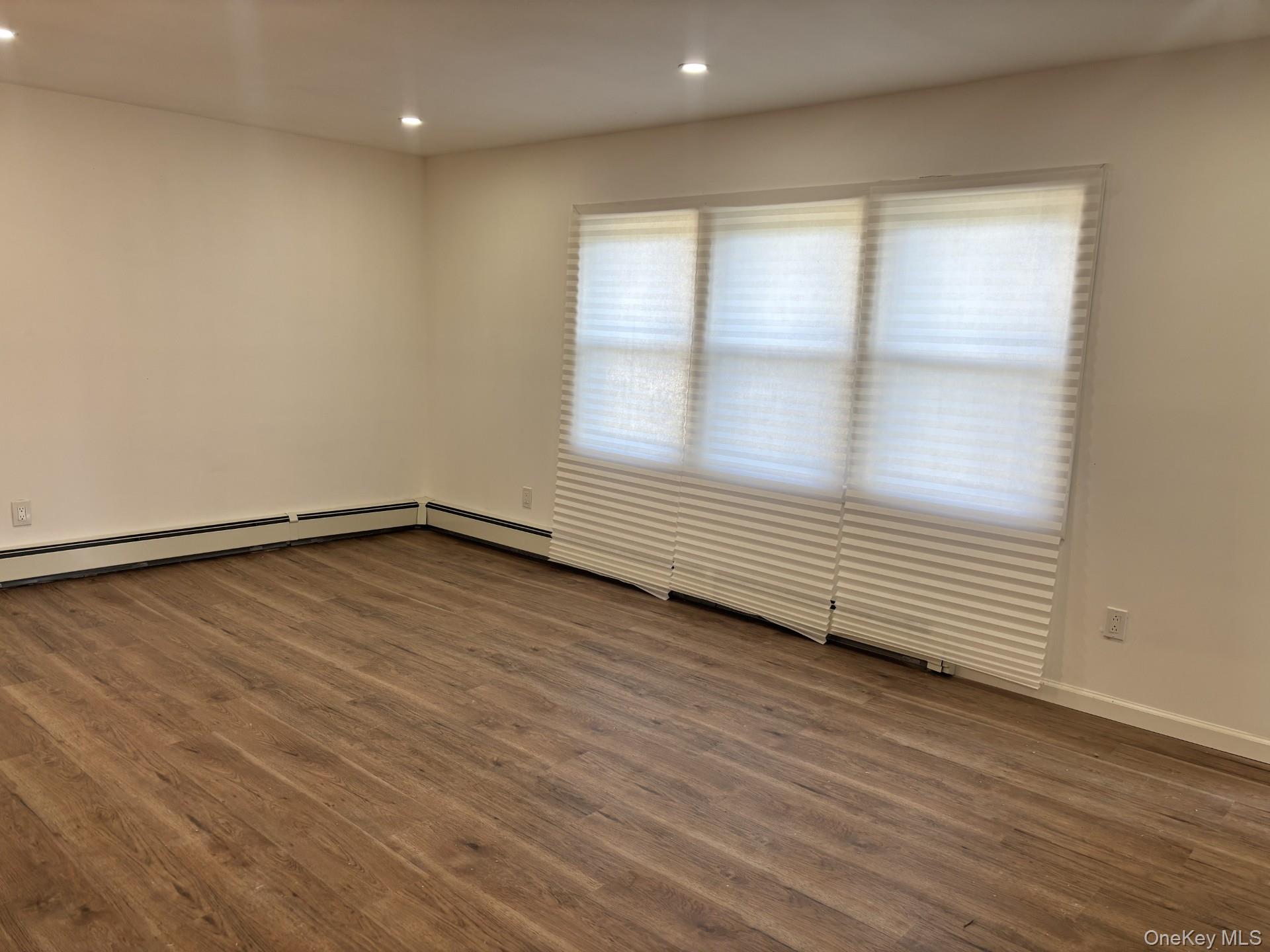 4th image of 68 State Ave, Babylon, NY 11798 | MLS# 1032162