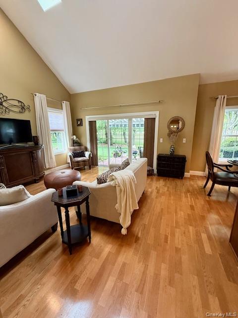 5th image of 129 Maya Cir, Islip, NY 11722 | MLS# 1032167