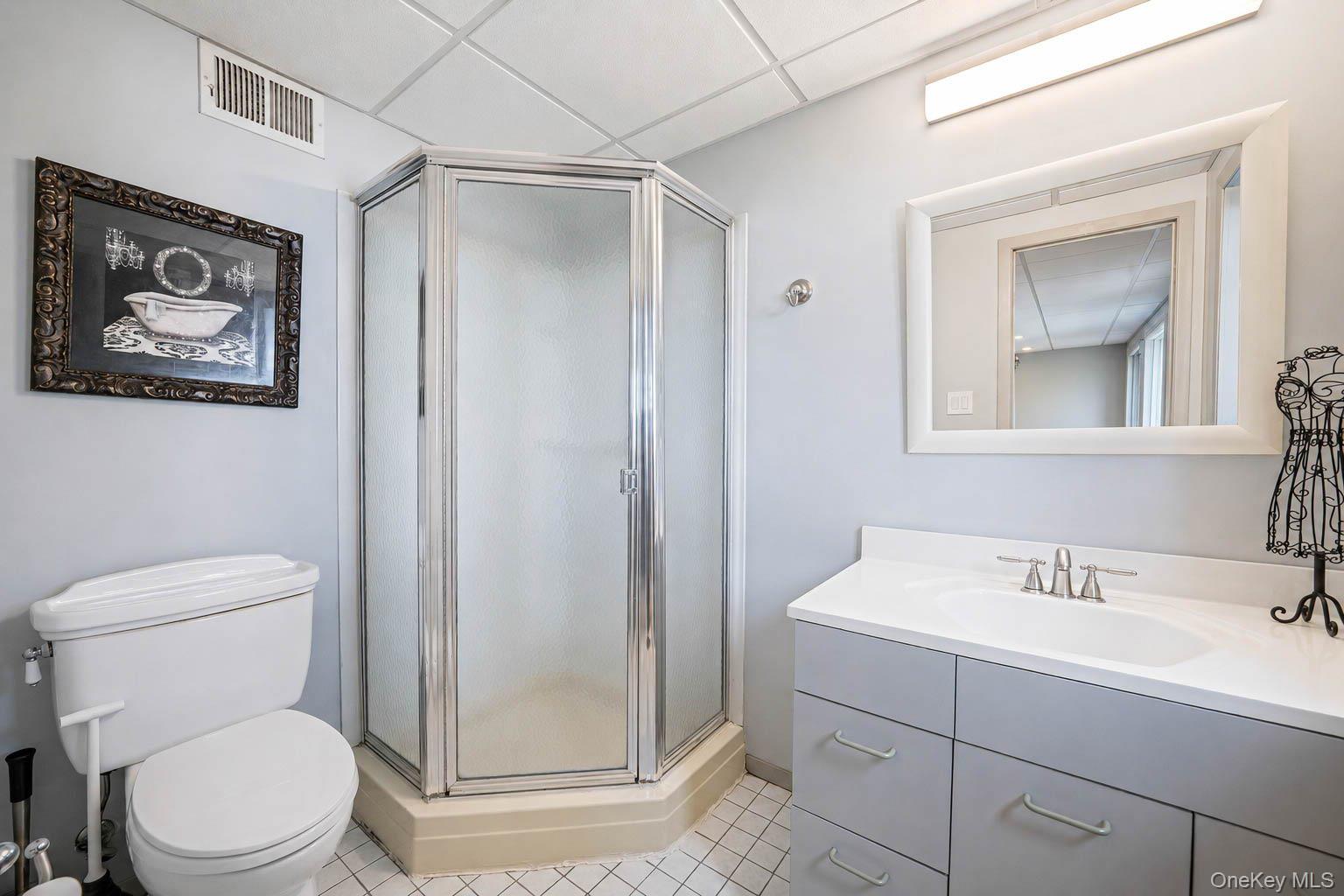 29th image of 1 Rutgers St, Smithtown, NY 11787 | MLS# 1032258