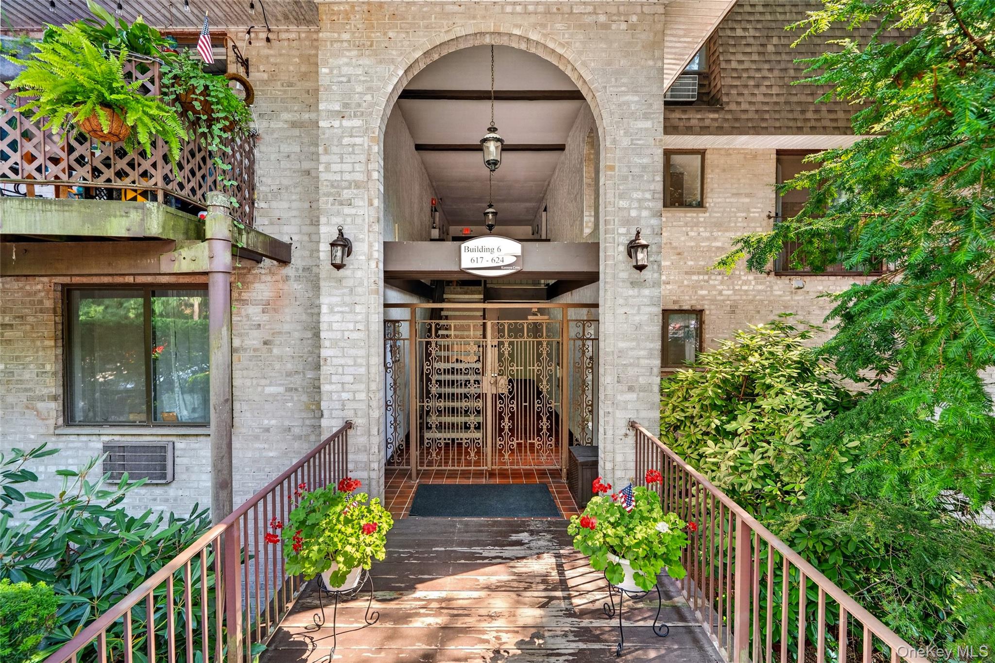 2nd image of 623 Kemeys Ave #6, Ossining, NY 10510 | MLS# 1032305