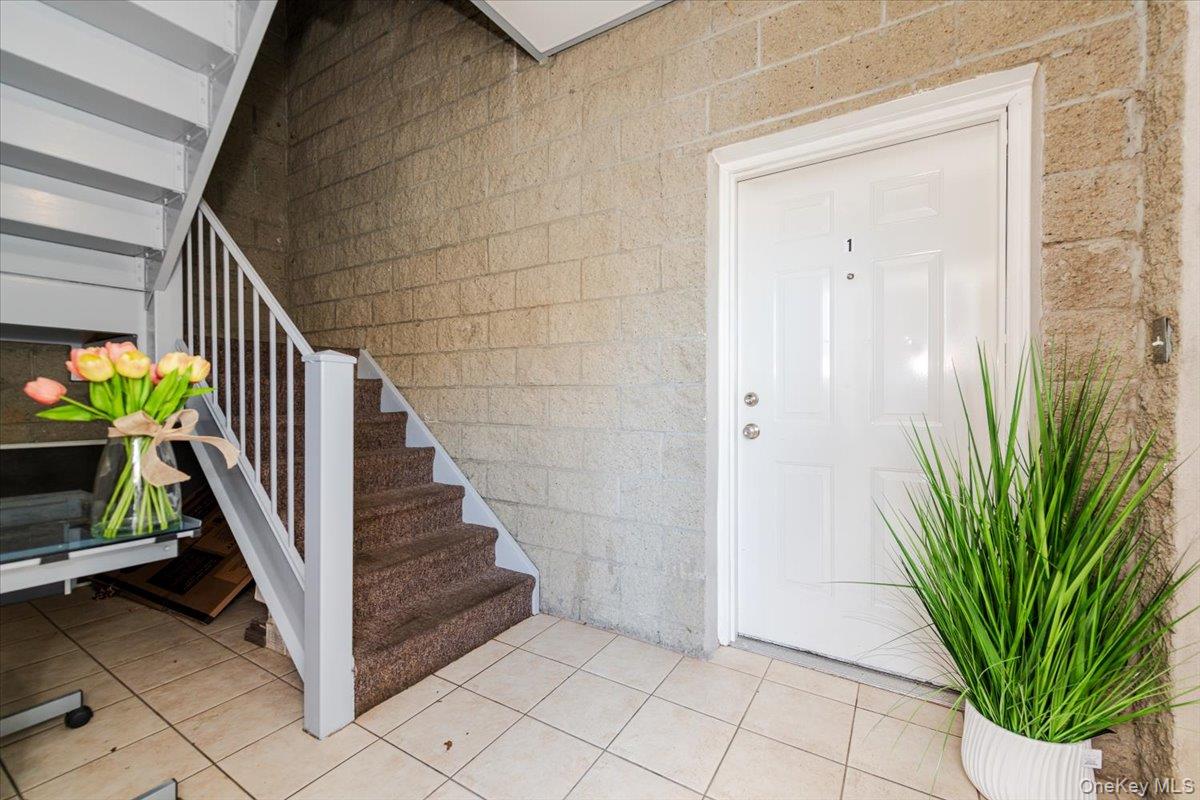 4th image of 1432 Outlook Ave, New York, NY 10465