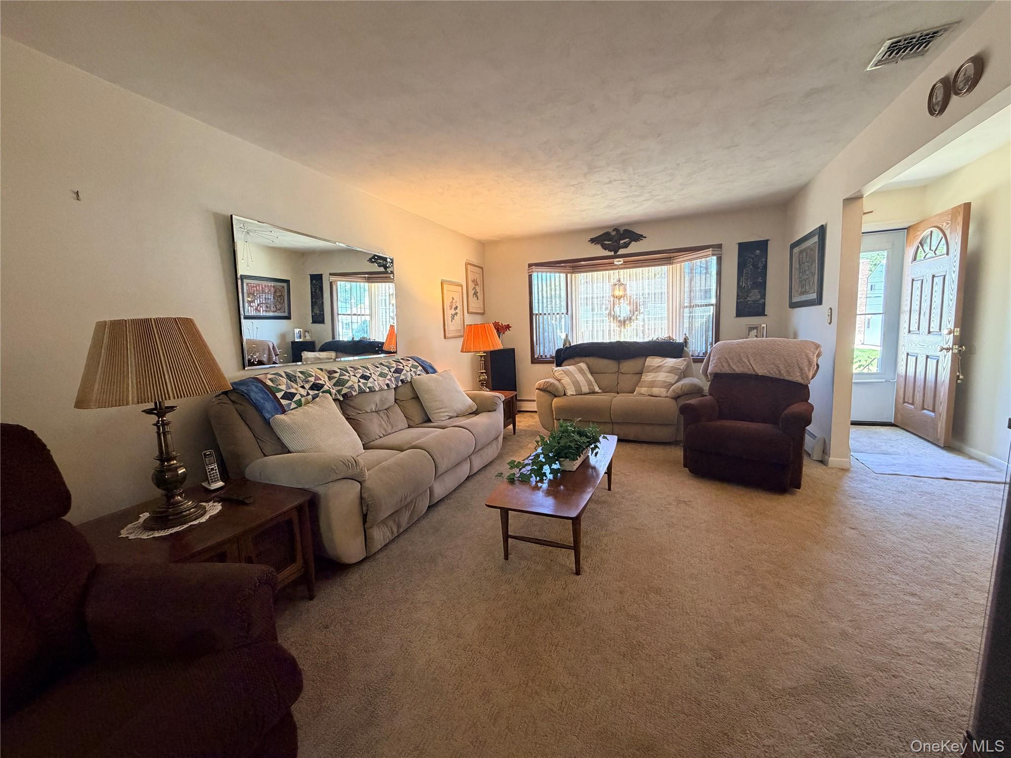5th image of 381 N Monroe Ave, Babylon, NY 11757 | MLS# 1032316