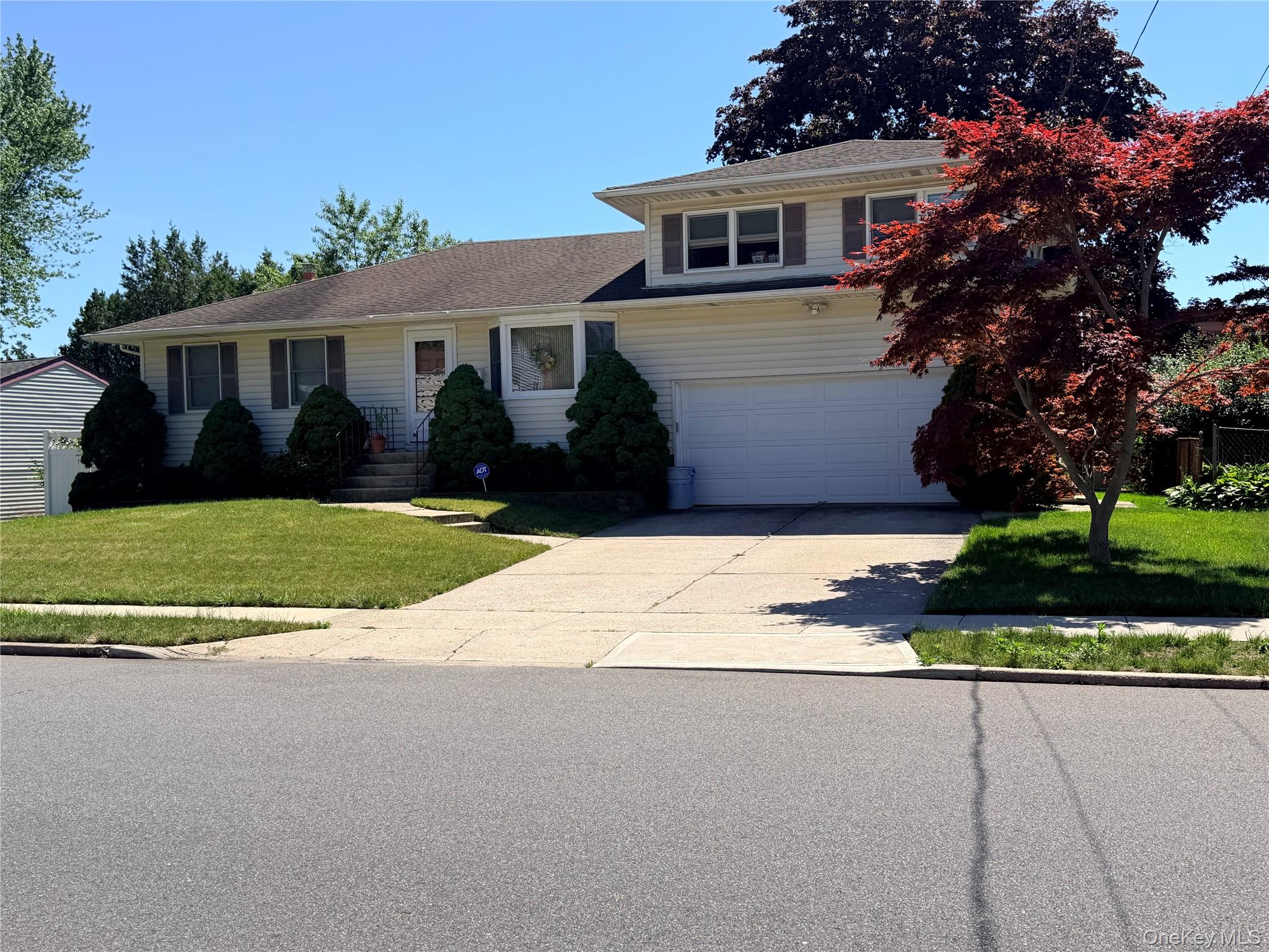 3rd image of 381 N Monroe Ave, Babylon, NY 11757 | MLS# 1032316