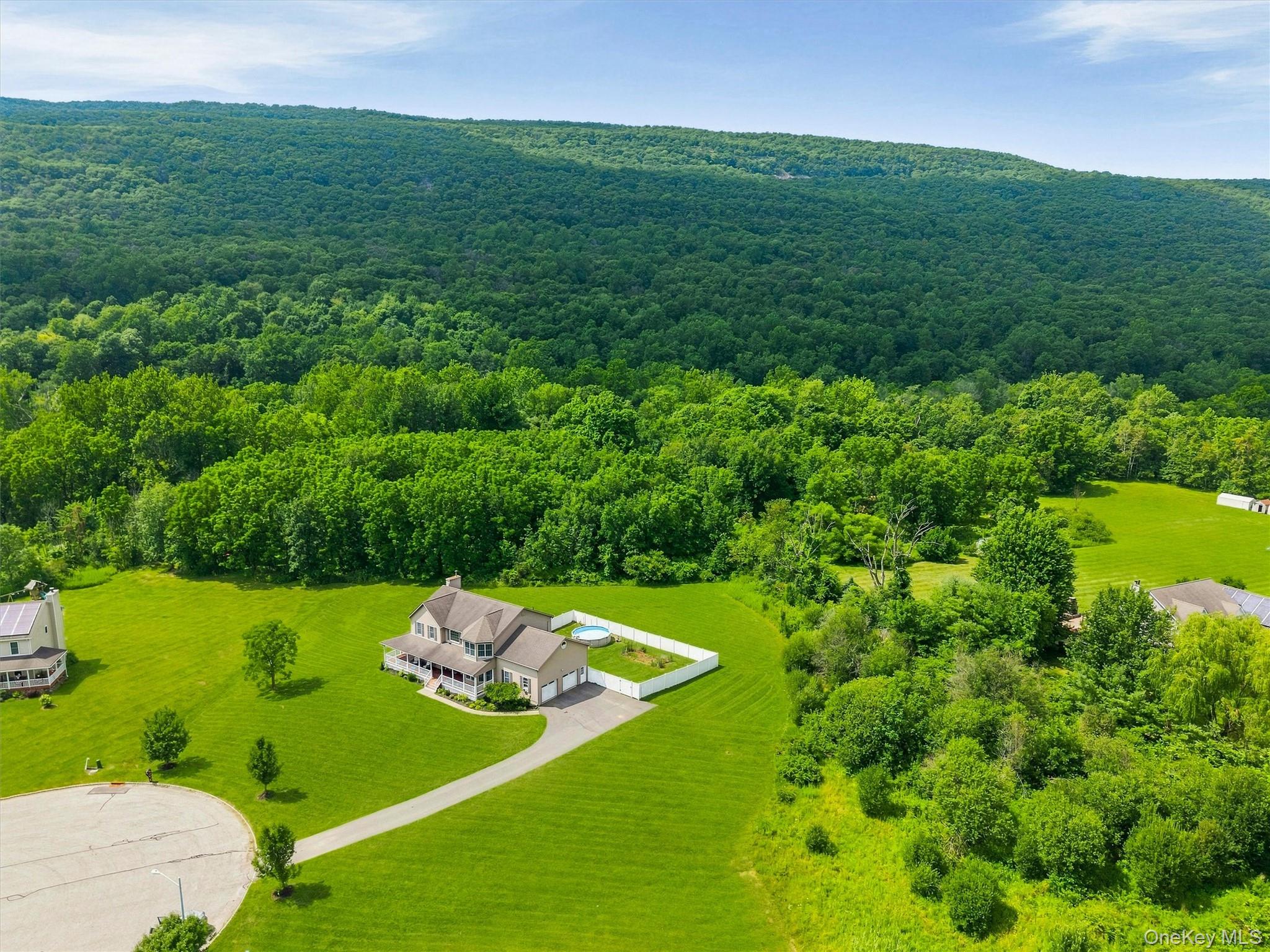 1st image of 7 Seaman Ct, Woodbury, NY 10930 | MLS# 1032361