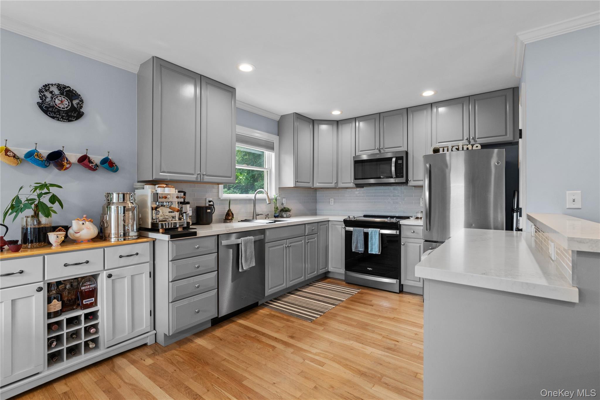 3rd image of 36 Grandview Dr, Carmel, NY 10541 | MLS# 1032378