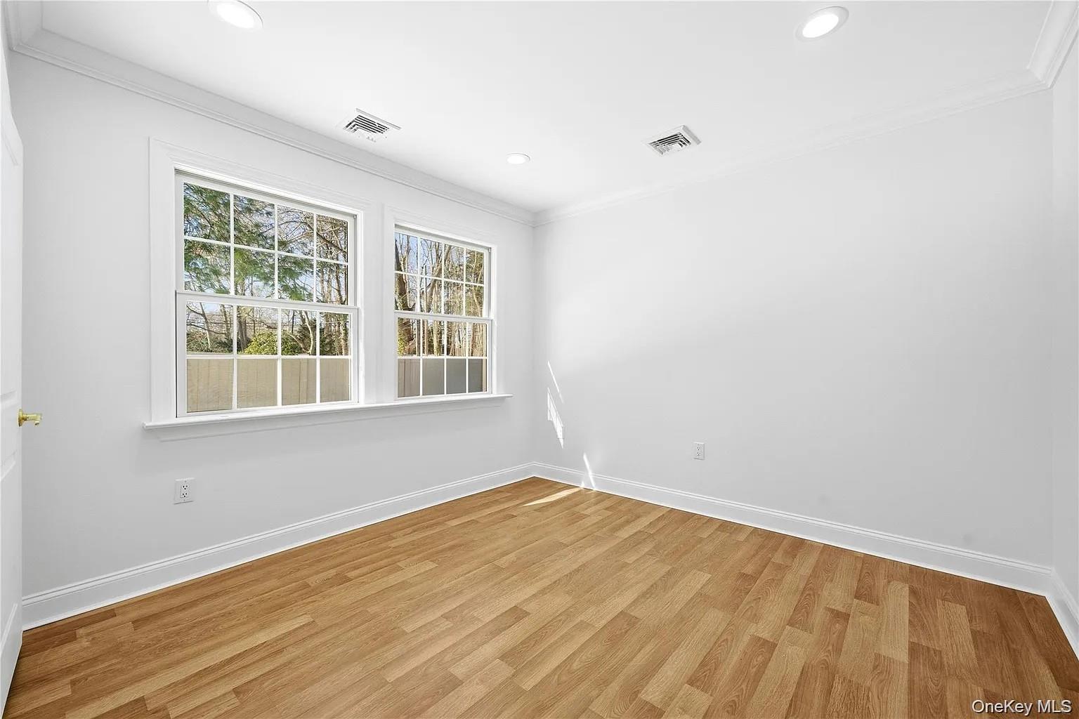 50th image of 75 Centerport Rd, Huntington, NY 11740 | MLS# 1032383