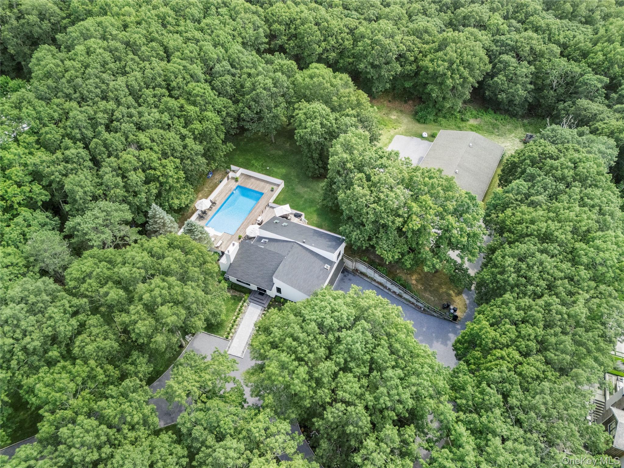 20th image of 98 Old Farm Rd, Southampton, NY 11962 | MLS# 1032391