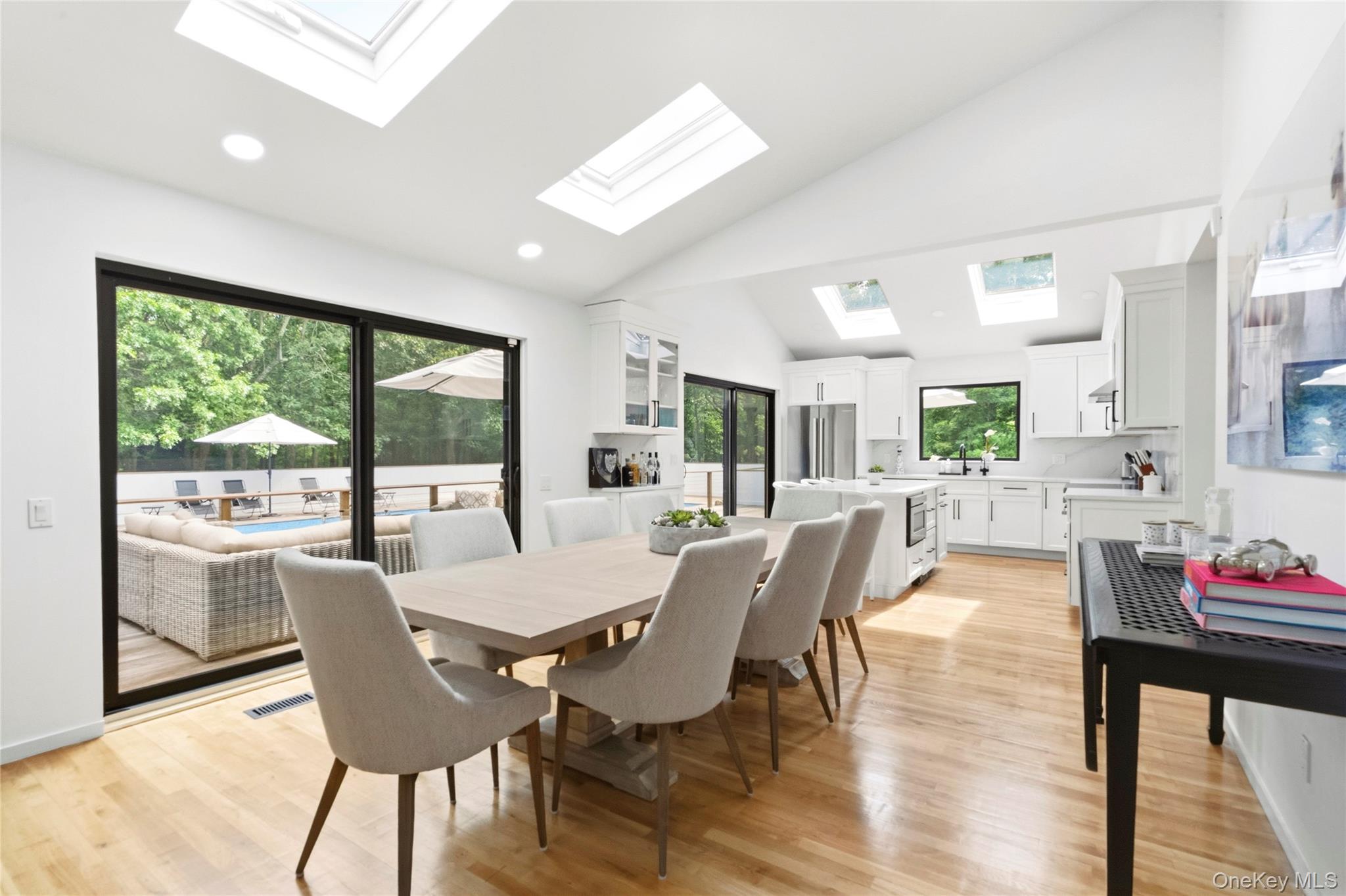 5th image of 98 Old Farm Rd, Southampton, NY 11962 | MLS# 1032391