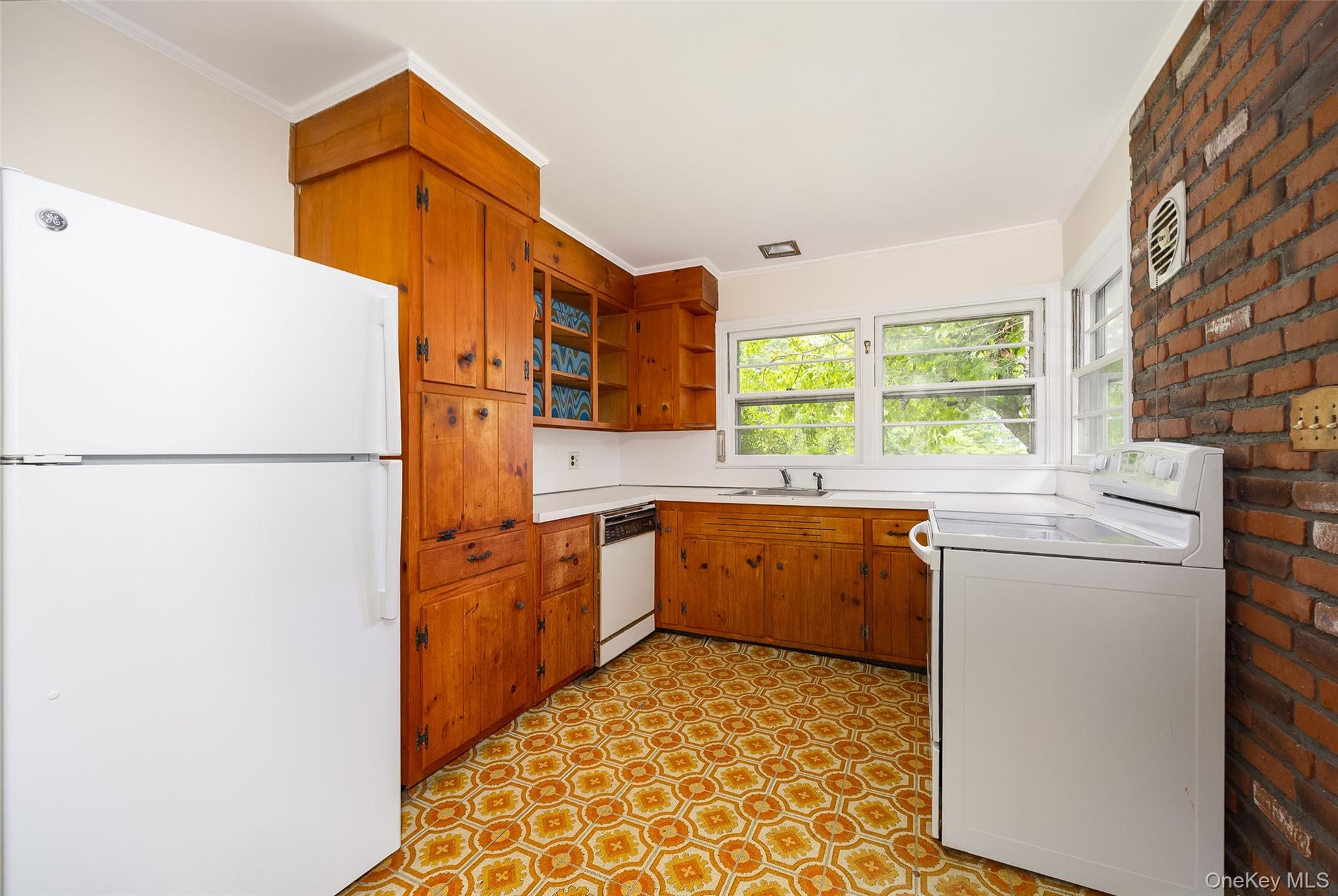 5th image of 18 Flower Hill Rd, Poughkeepsie (town), NY 12603 | MLS# 1032431