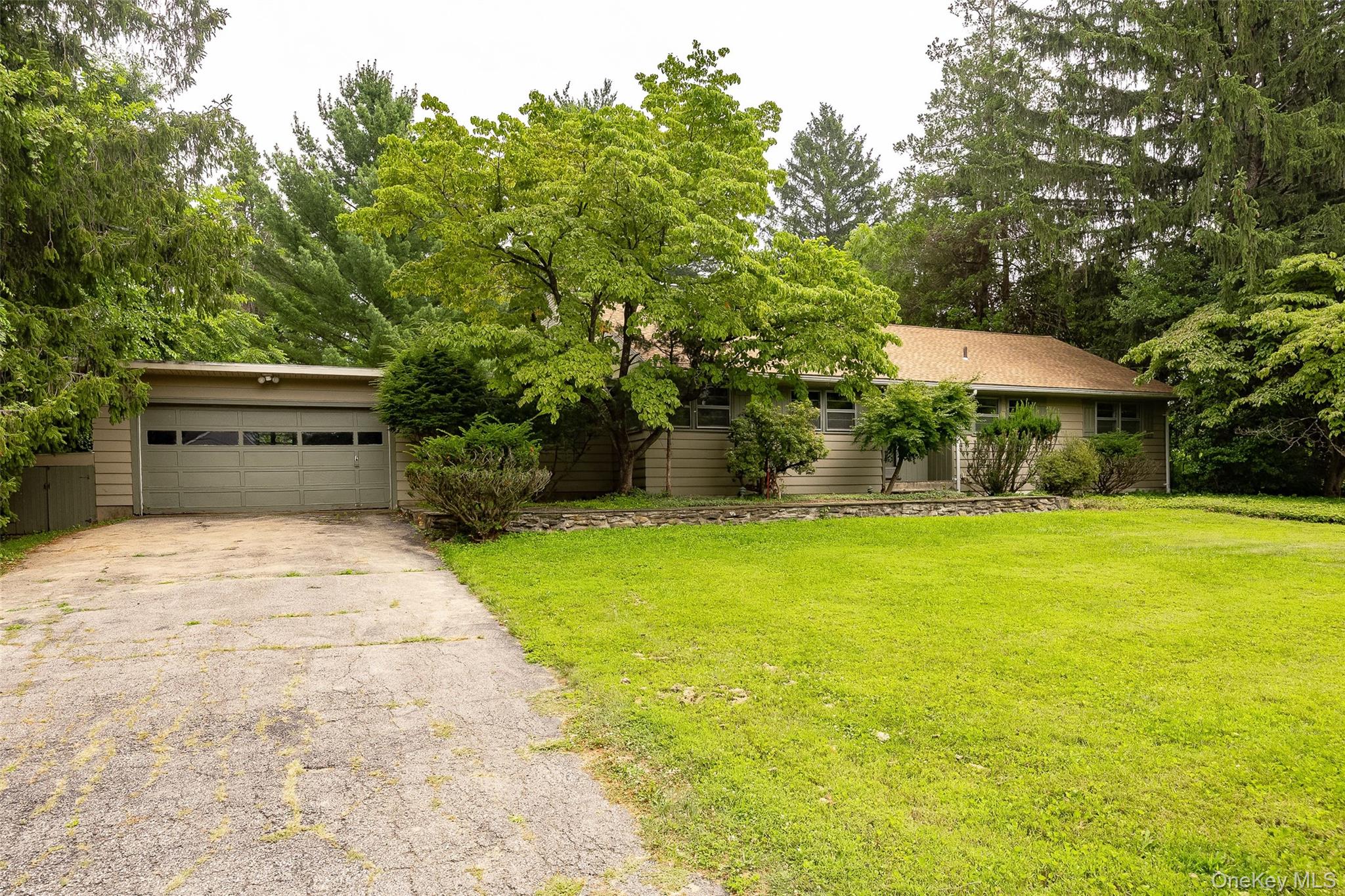 2nd image of 18 Flower Hill Rd, Poughkeepsie (town), NY 12603 | MLS# 1032431