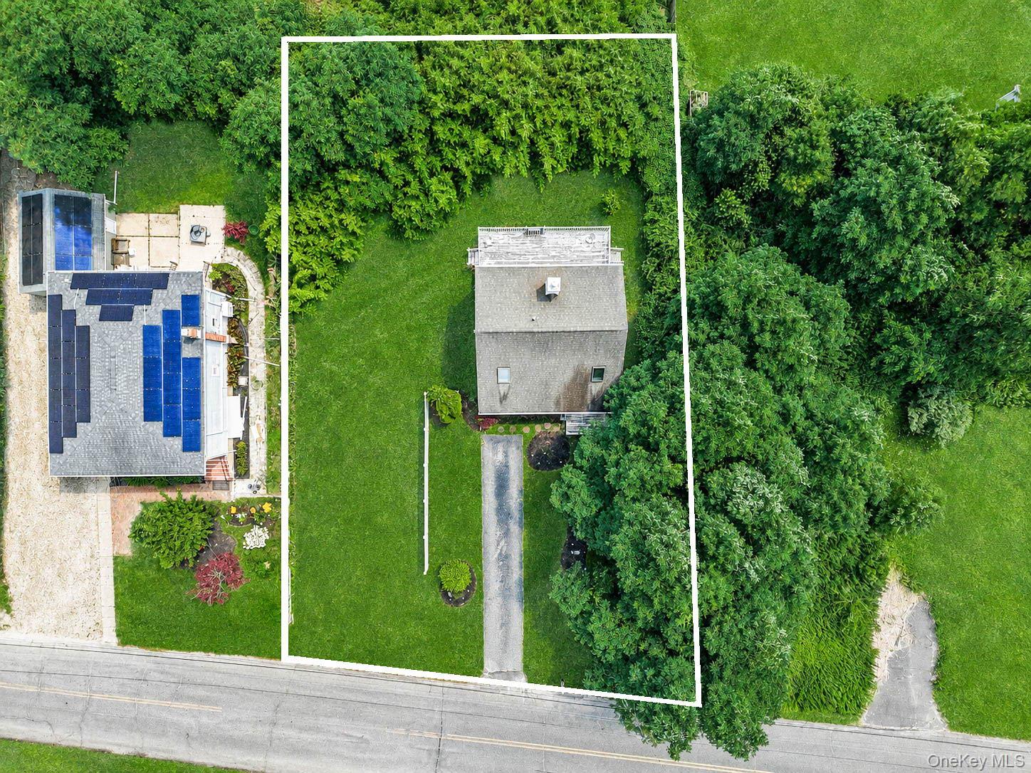 4th image of 16 Wavecrest Dr, Brookhaven, NY 11951 | MLS# 1032458