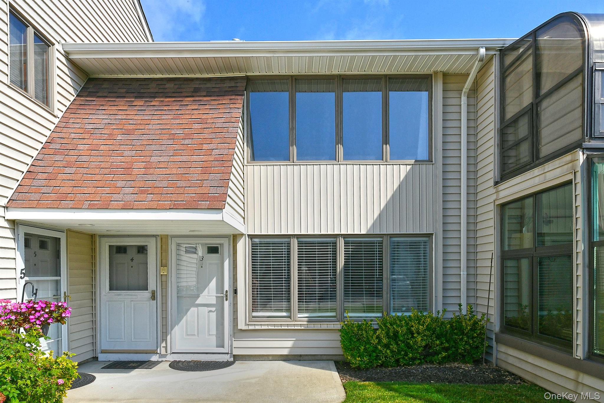 3rd image of 20 Laurel Ave #3, Islip, NY 11730 | MLS# 1032487
