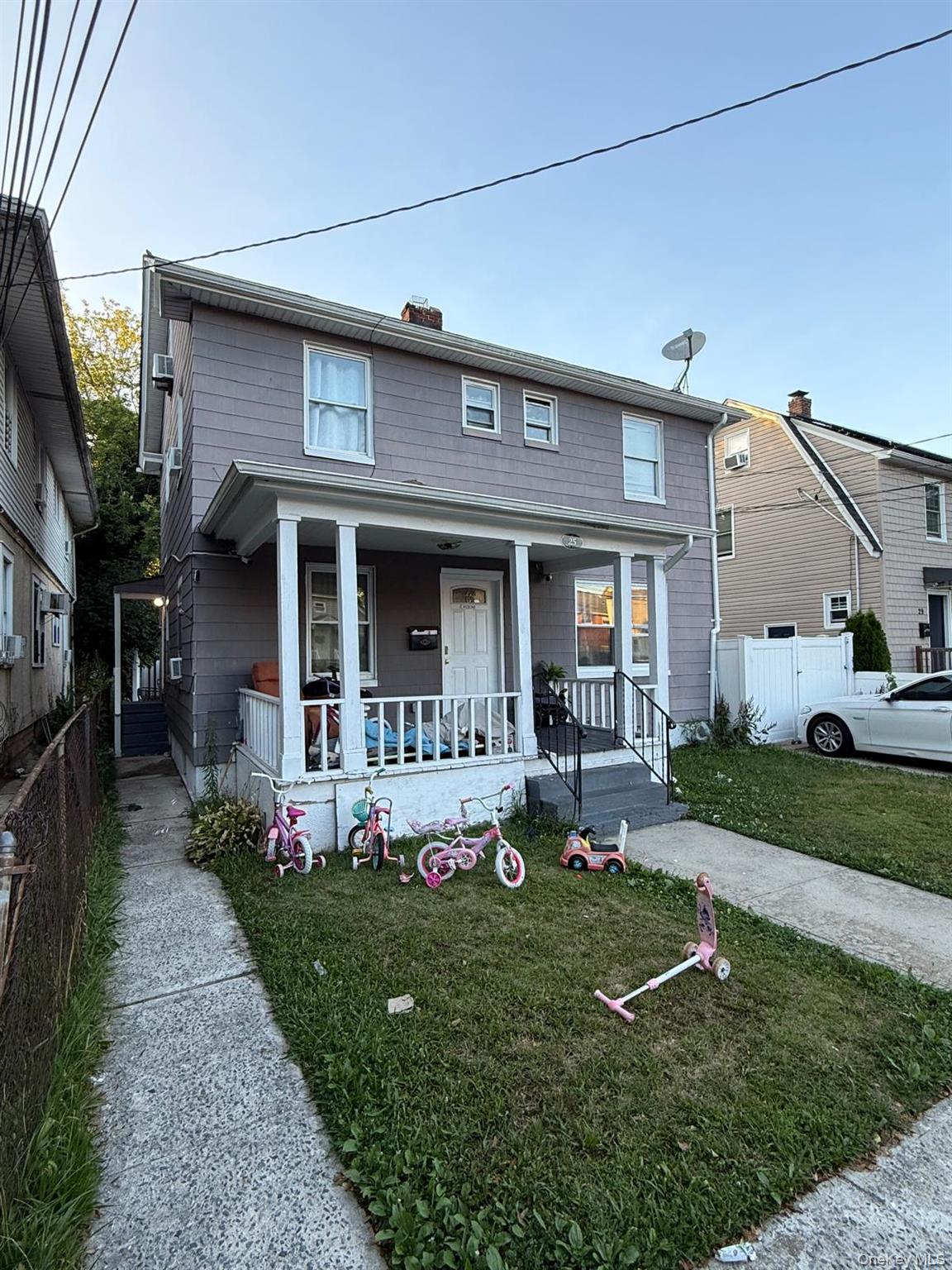 2nd image of 25 Webb Ave, Hempstead, NY 11550 | MLS# 1032512