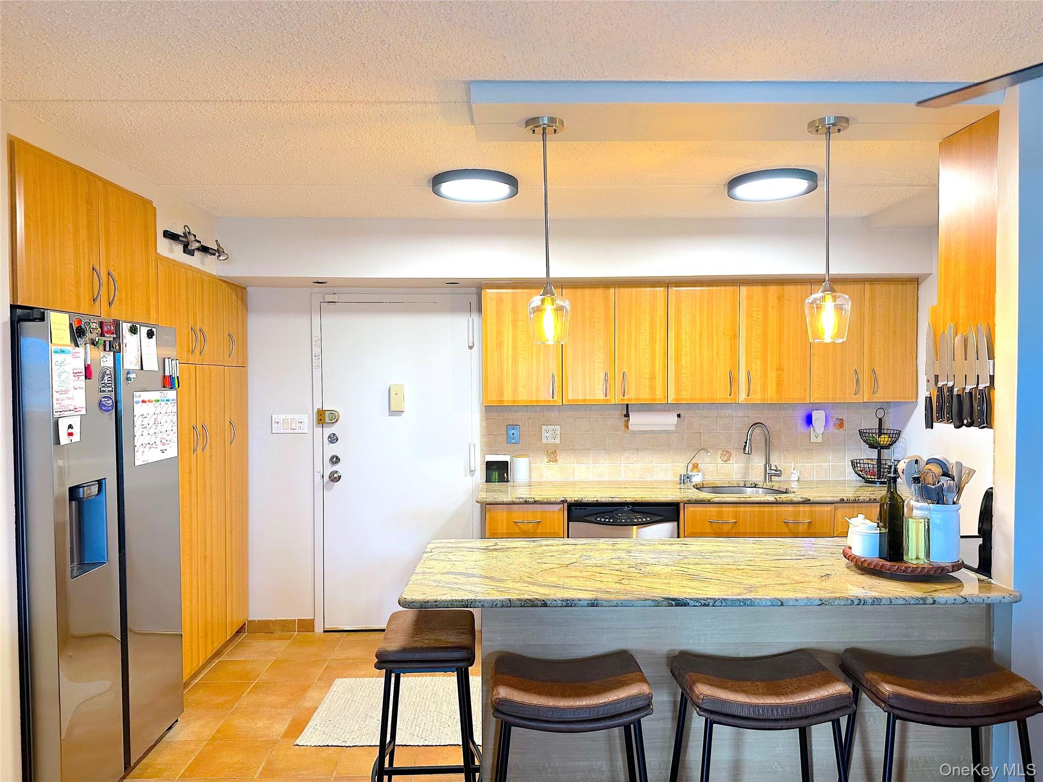 2nd image of 725 Miller Ave #220, Hempstead, NY 11520 | MLS# 1032516