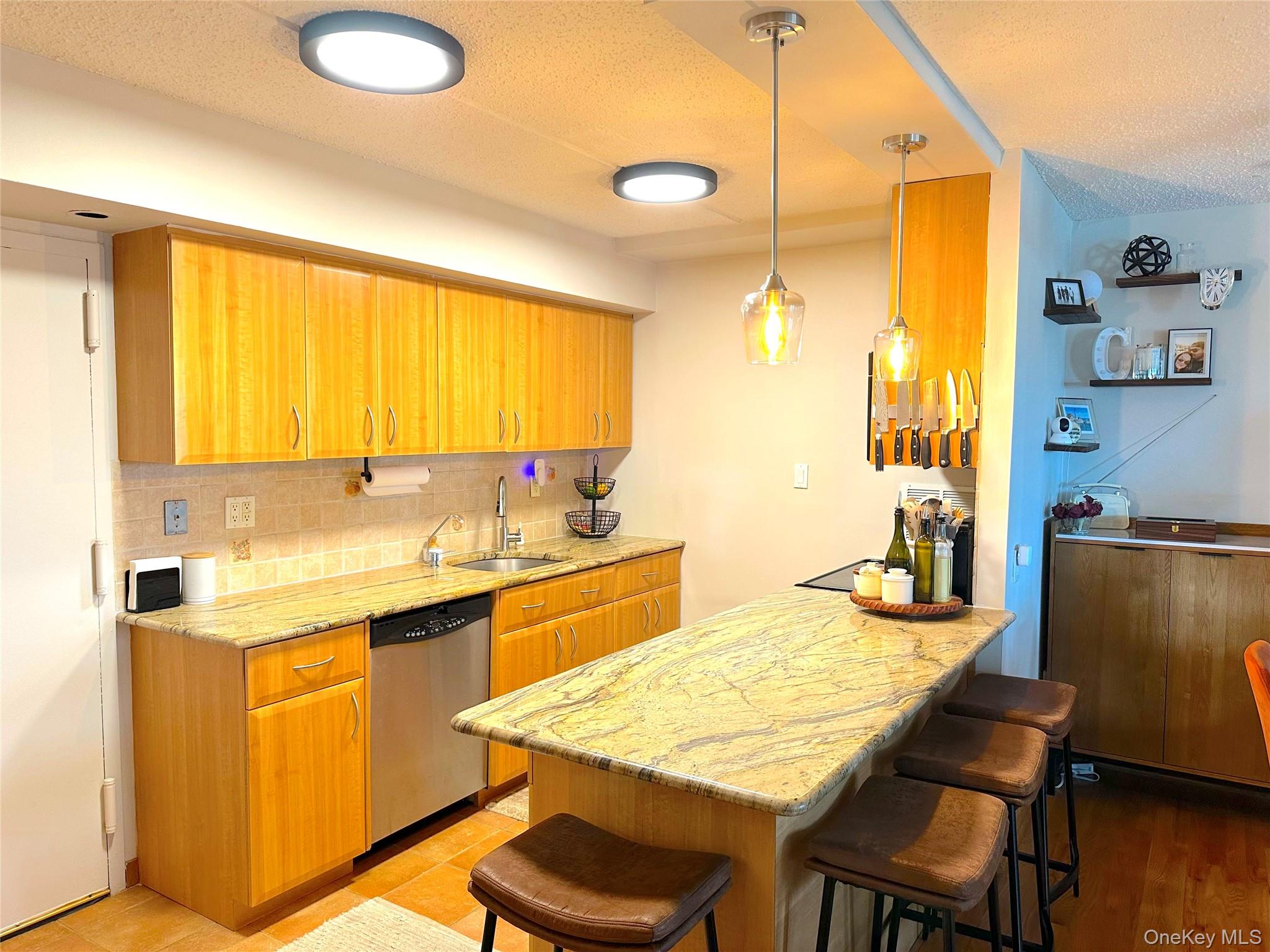 3rd image of 725 Miller Ave #220, Hempstead, NY 11520 | MLS# 1032516