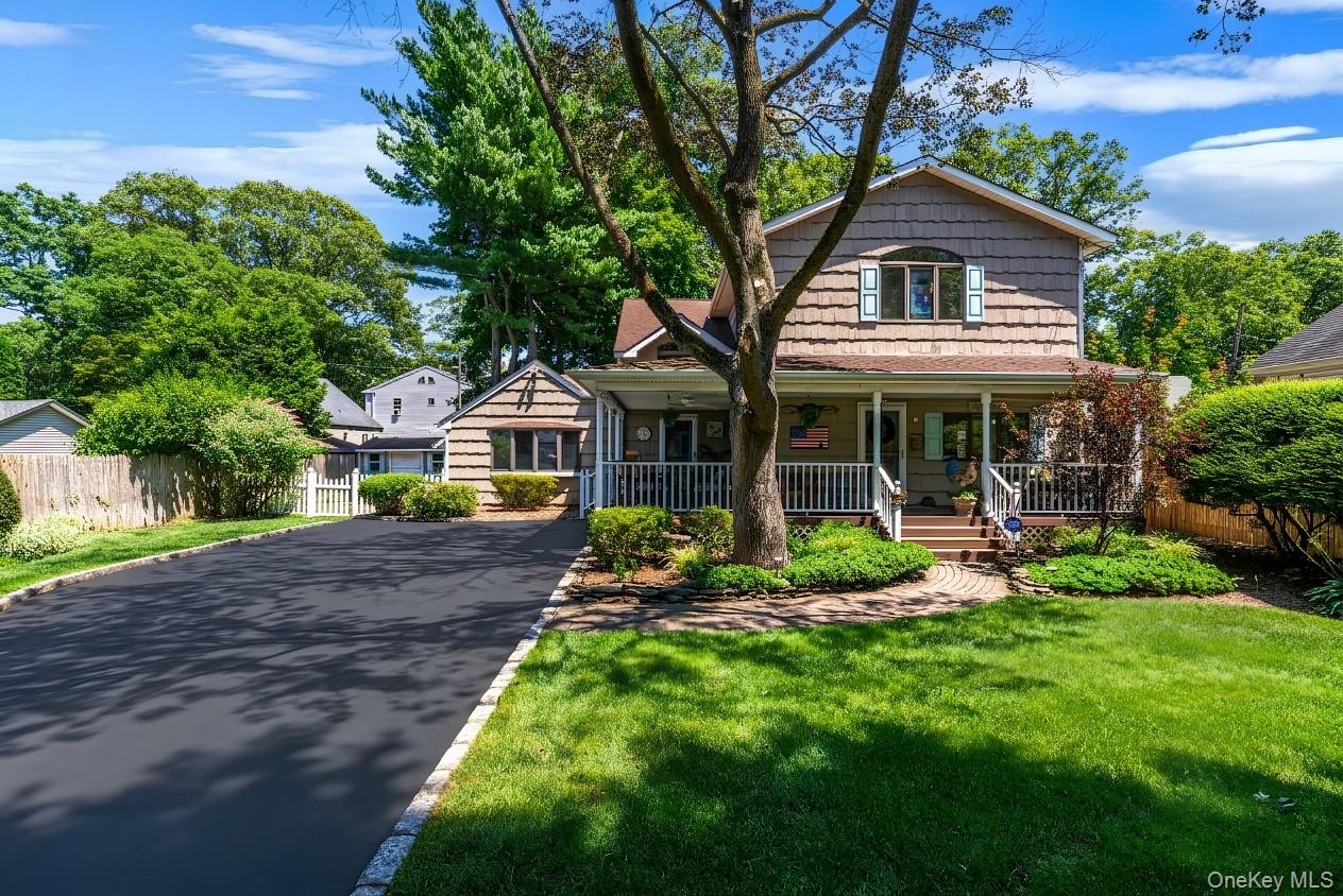 2nd image of 24 Luther Pl, Huntington, NY 11746 | MLS# 1032536