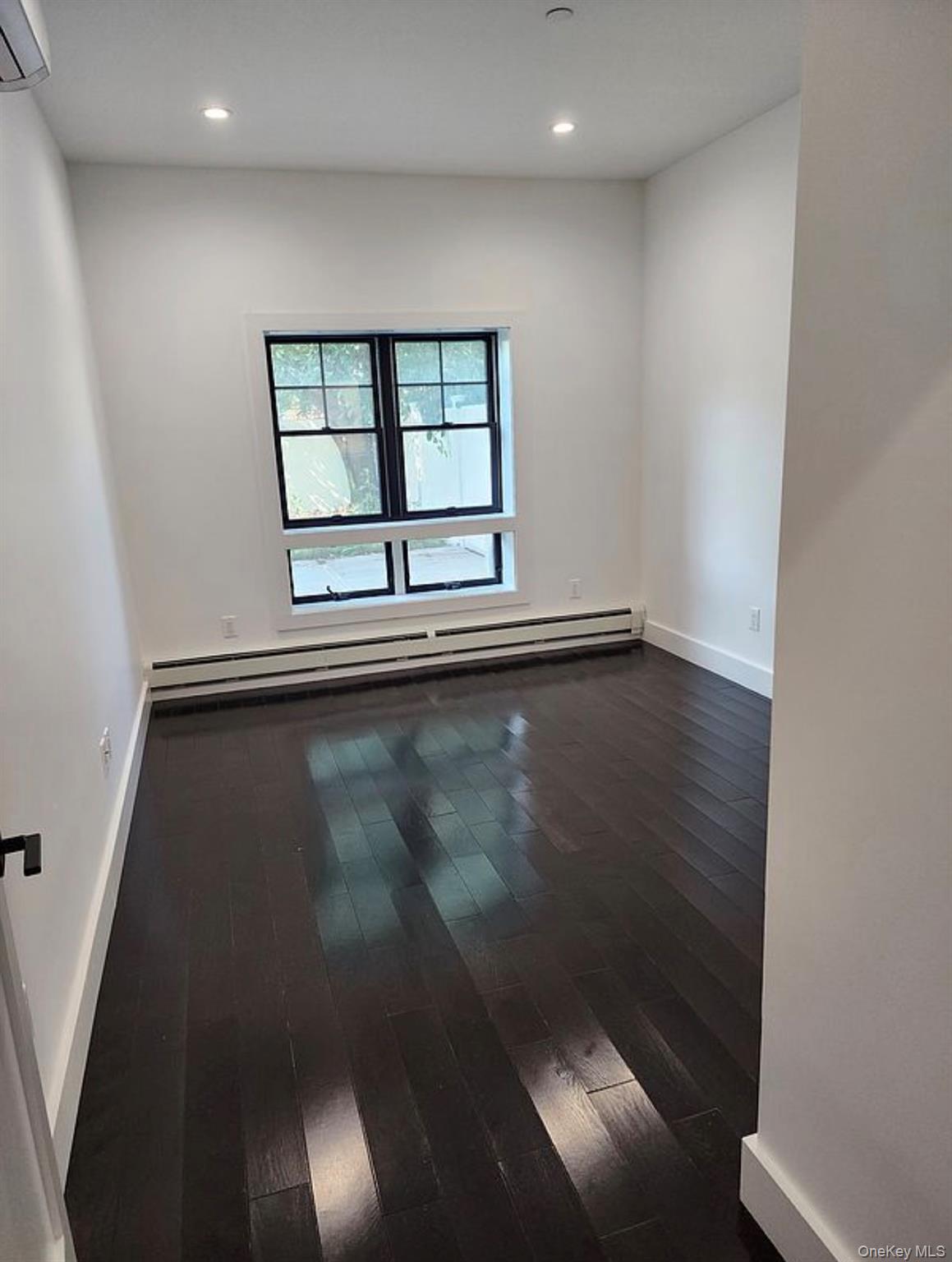 3rd image of 1440 31st Ave, New York, NY 11106