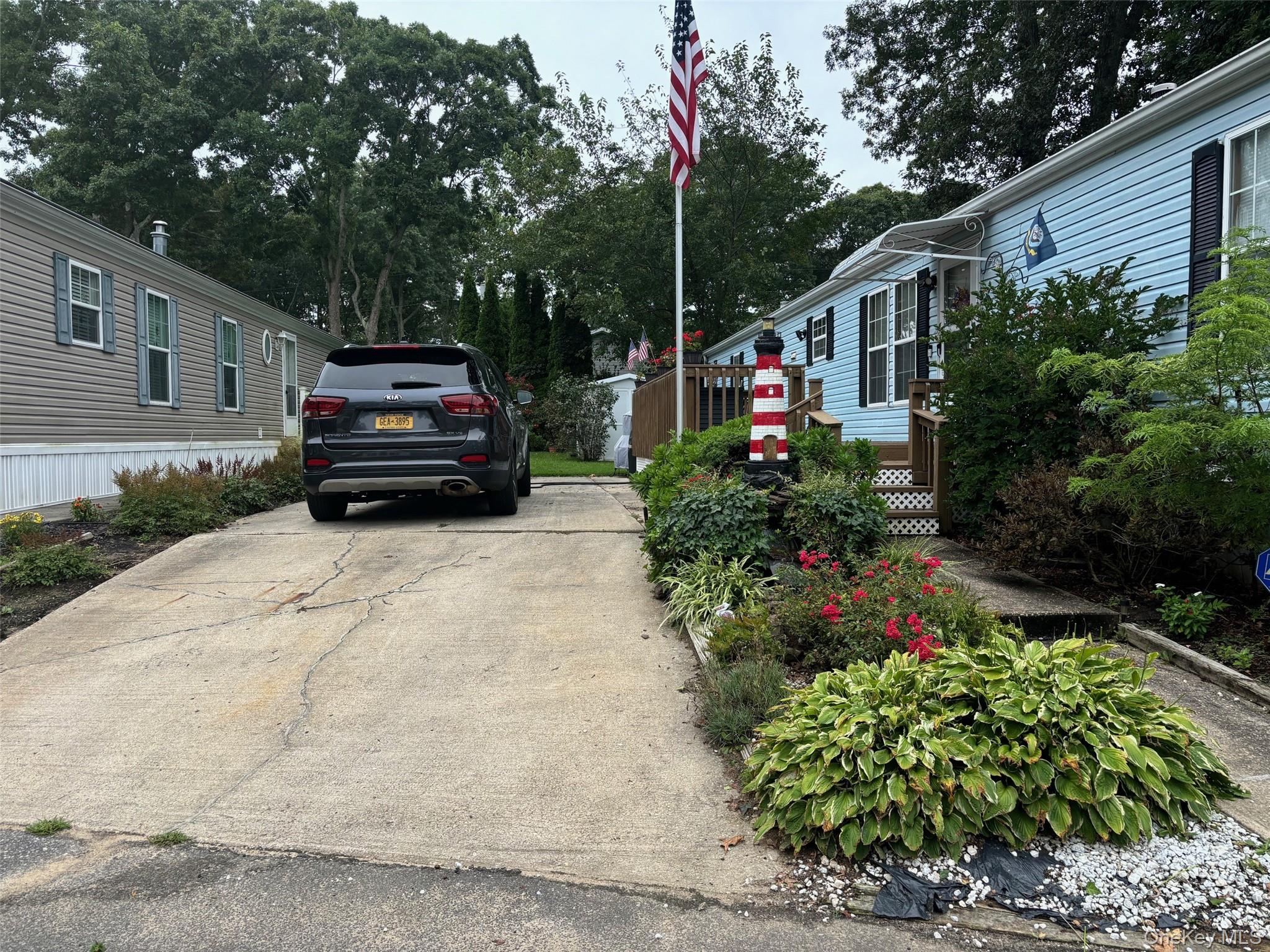 2nd image of 1661 Old Country Rd #189, Riverhead, NY 11901 | MLS# 1032547