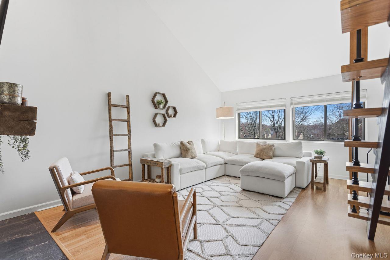 4th image of 230 Lakeside Dr, Lewisboro, NY 10590 | MLS# 1032550