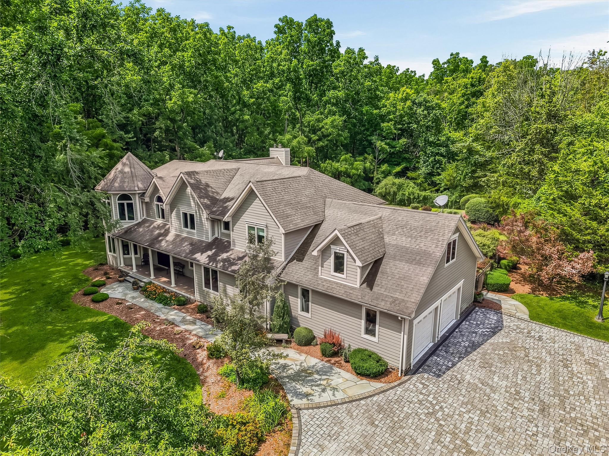 2nd image of 7 Greenfield Dr, Warwick (town), NY 10990 | MLS# 1032555