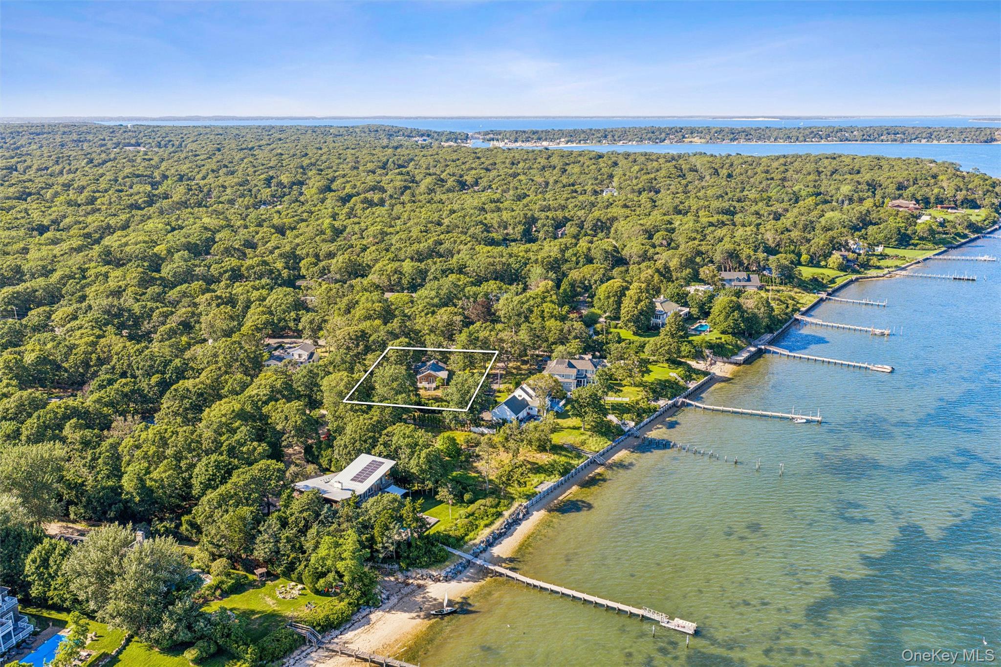 14th image of 172 Bay Ave E, Southampton, NY 11946 | MLS# 1032587
