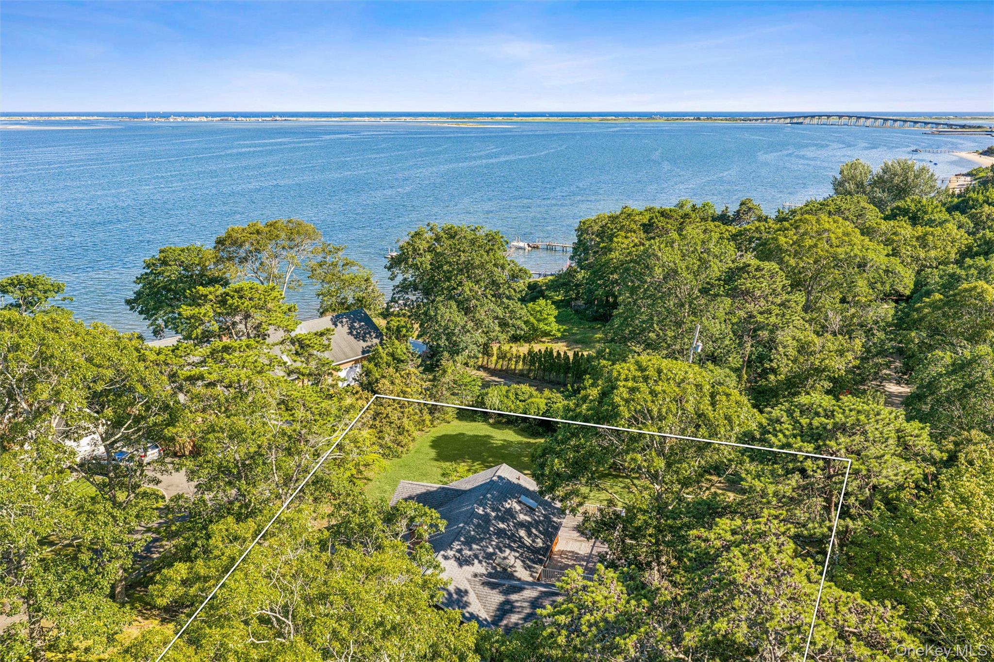 2nd image of 172 Bay Ave E, Southampton, NY 11946 | MLS# 1032587
