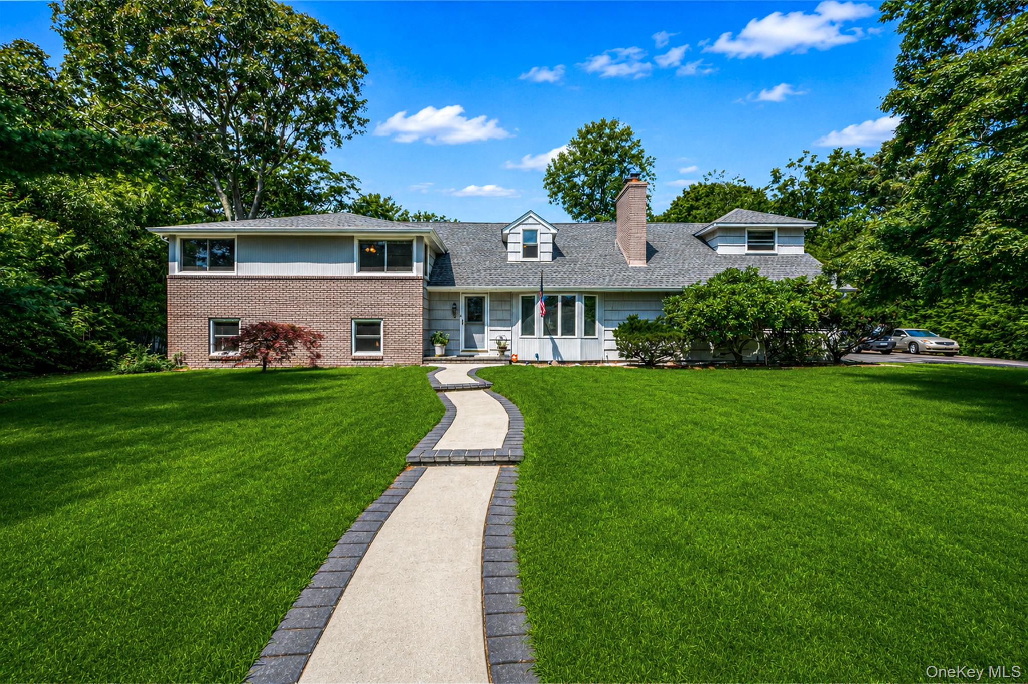1st image of 3 Oak Ct, Southampton, NY 11946 | MLS# 1032598