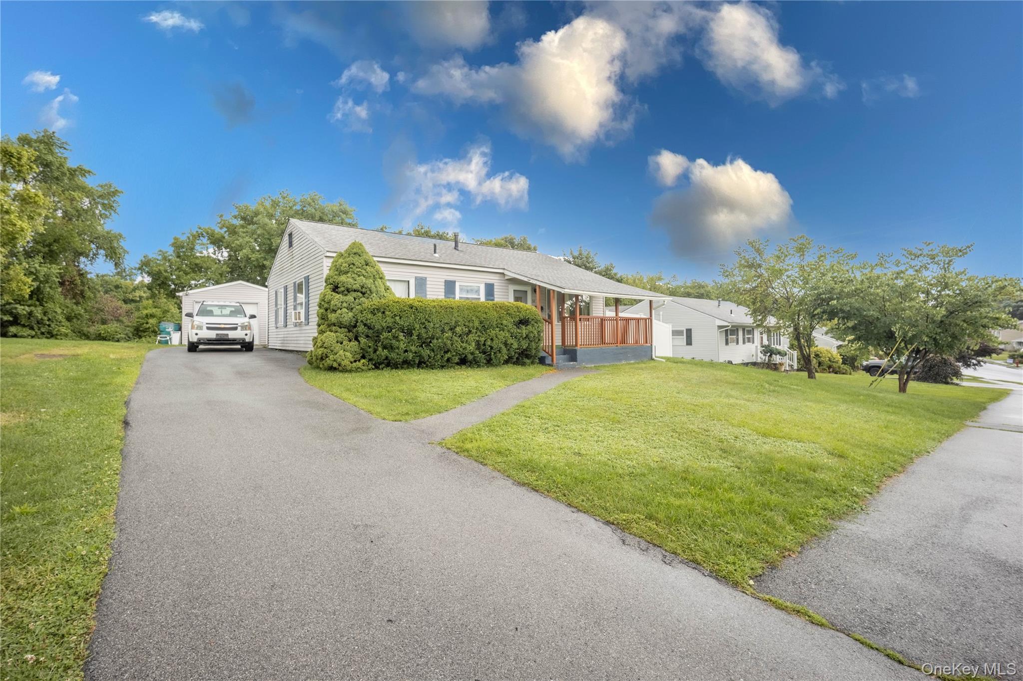 4th image of 32 Peter Cooper Dr, Poughkeepsie (town), NY 12601 | MLS# 1032608