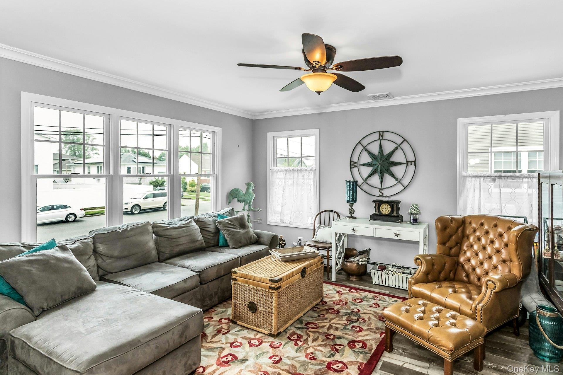 5th image of 10 Garfield Pl, Oyster Bay, NY 11758 | MLS# 1032625