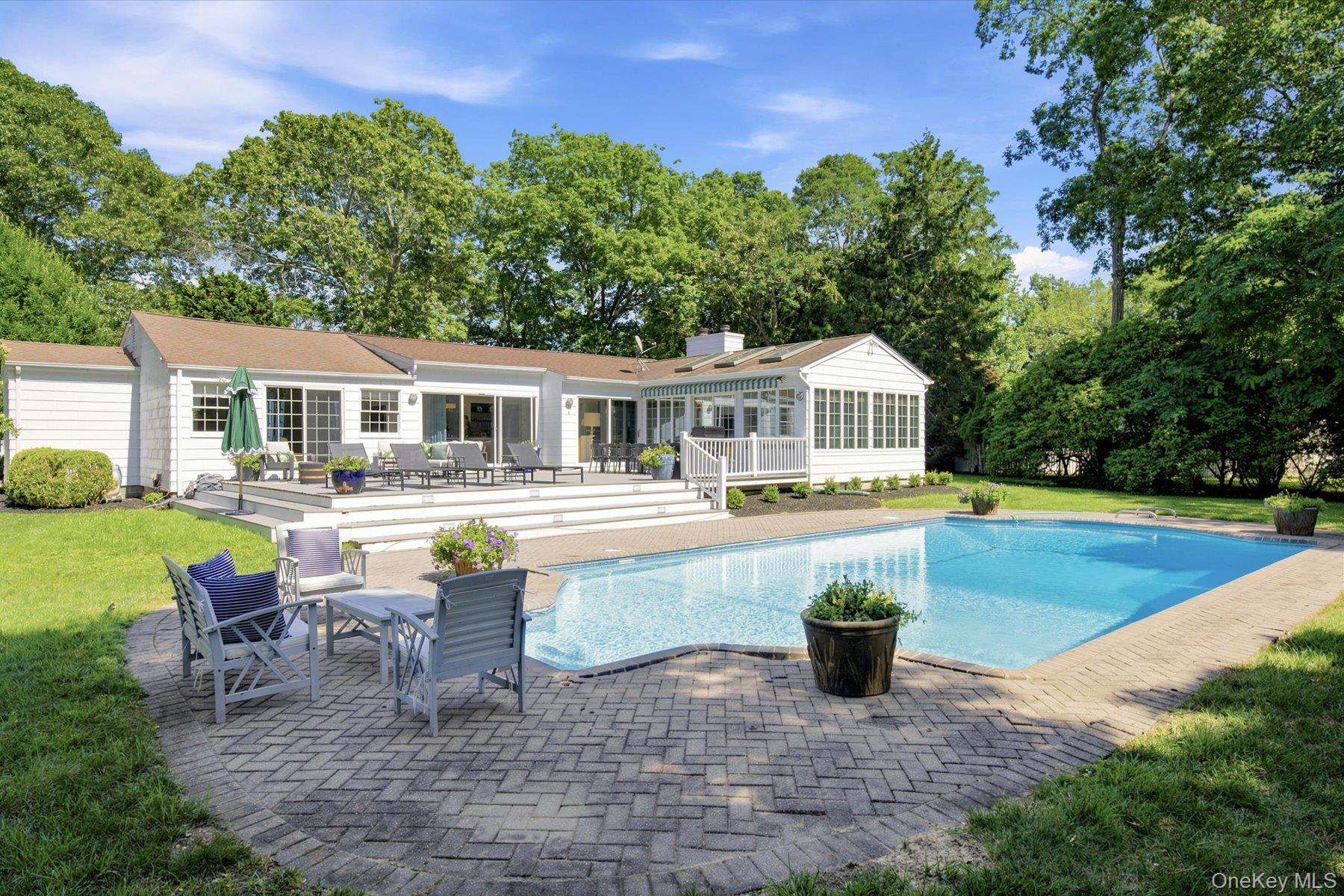 1st image of 129 Oneck Ln, Southampton, NY 11978 | MLS# 1032639