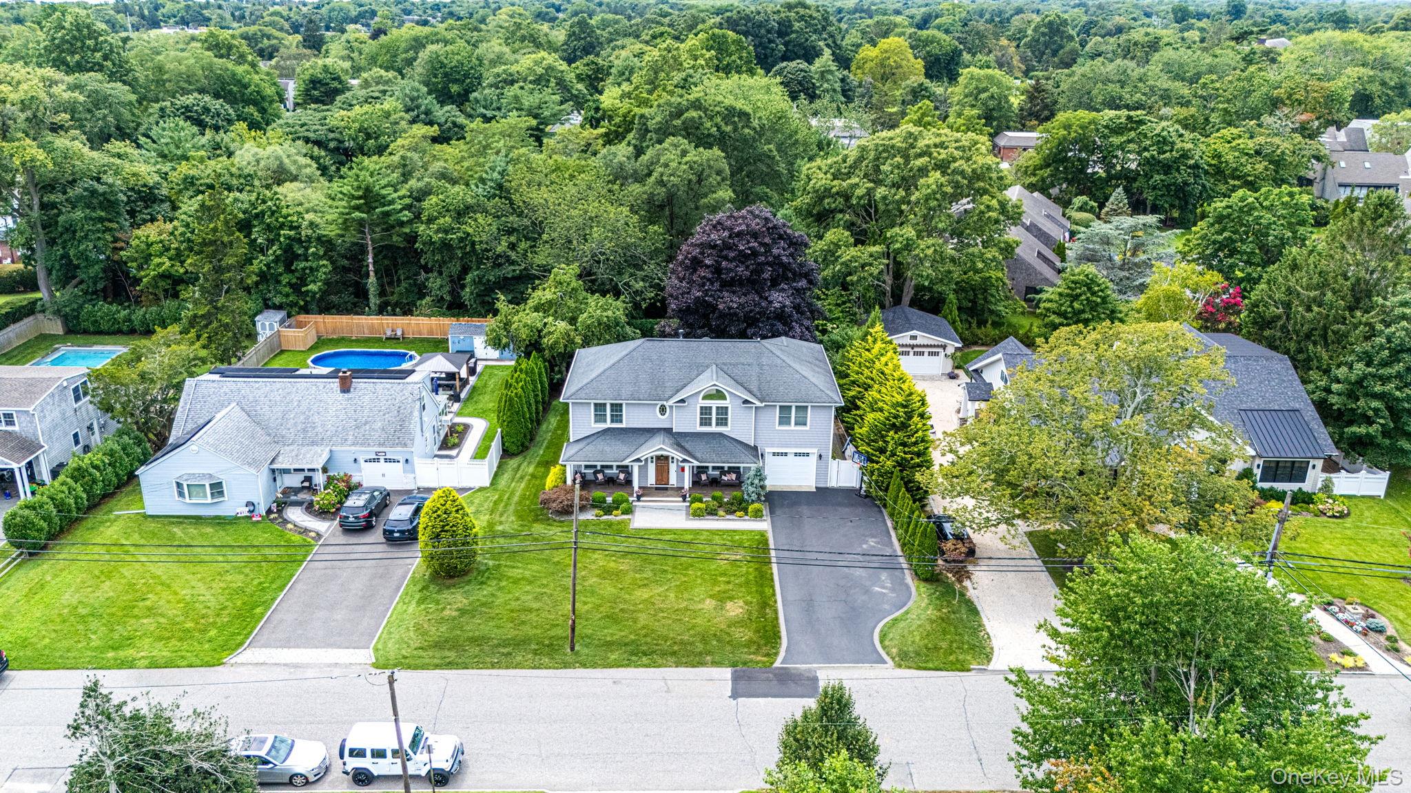 2nd image of 121 Bayway Ave, Islip, NY 11706 | MLS# 1032680