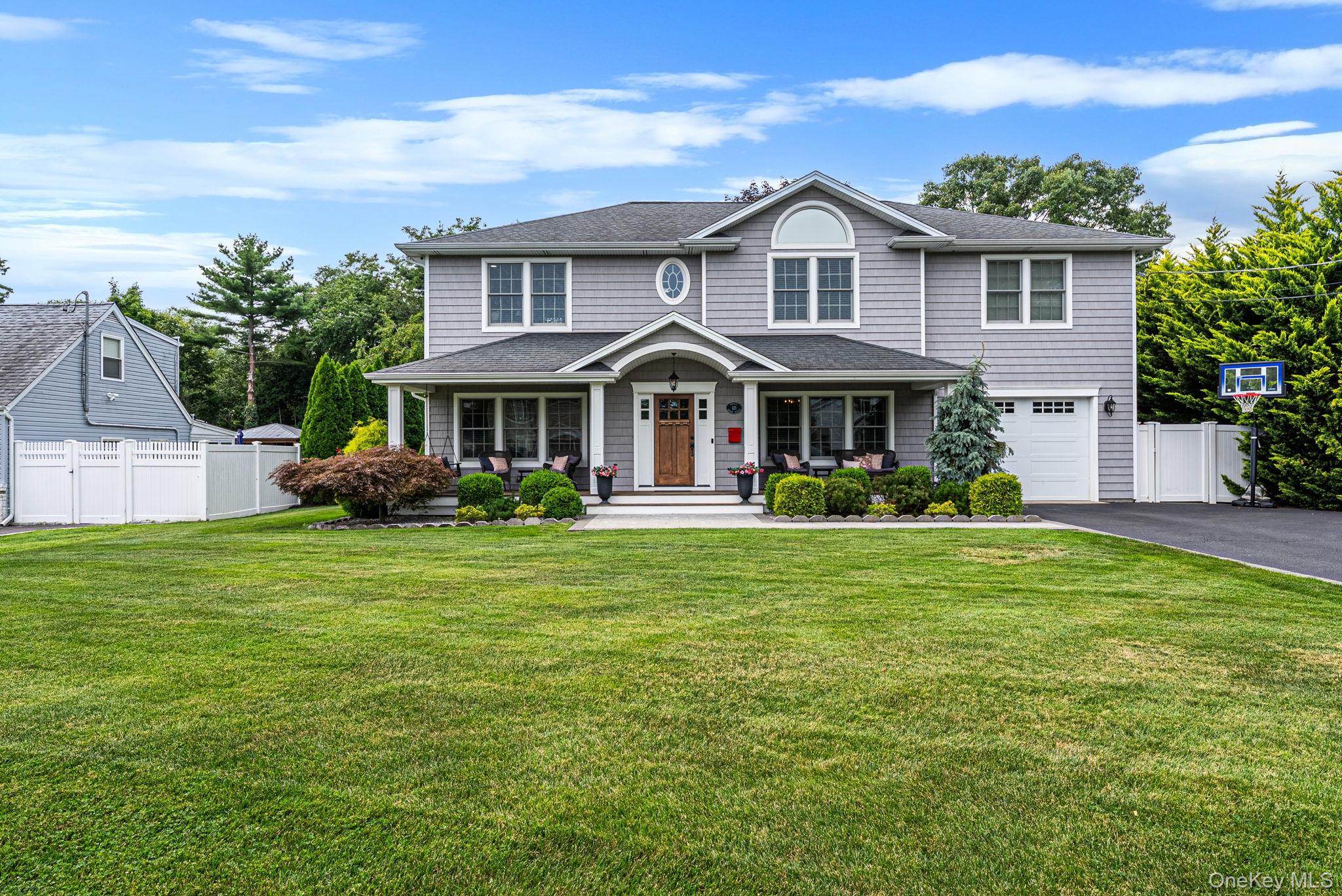 1st image of 121 Bayway Ave, Islip, NY 11706 | MLS# 1032680