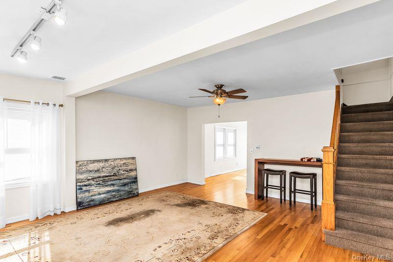 4th image of 548 E Broadway, Long Beach, NY 11561 | MLS# 1032691