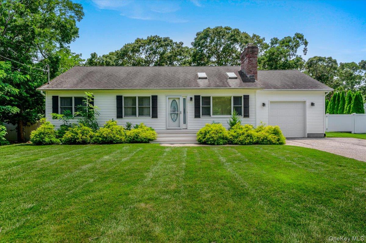1st image of 31 Carter Rd, Southampton, NY 11946 | MLS# 1032694