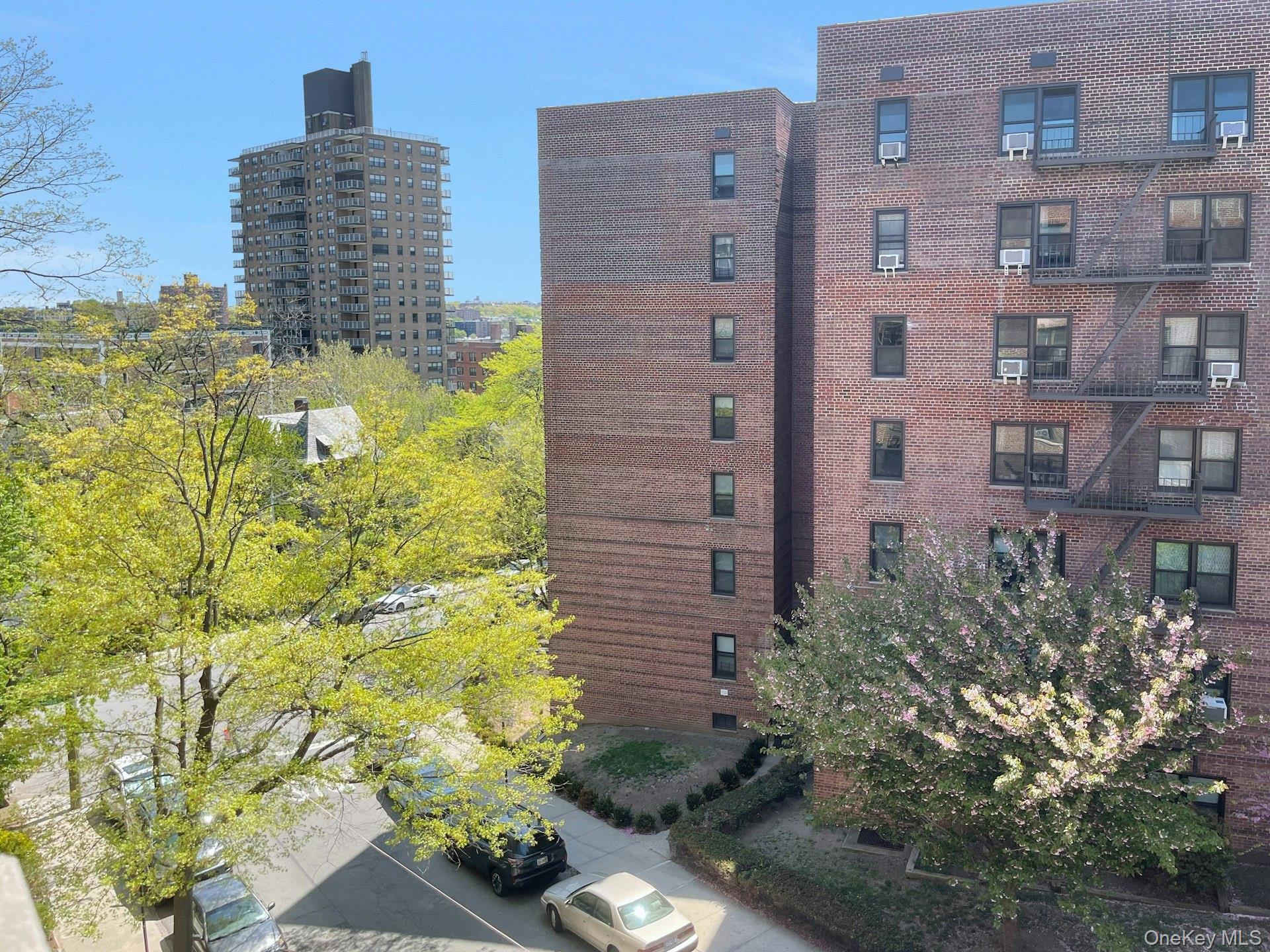 28th image of 445 W 240th St #6A, New York, NY 10463 | MLS# 1032701