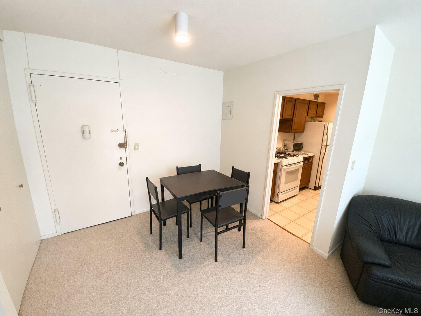 5th image of 26910 Grand Central Pkwy #4M, New York, NY 11005 | MLS# 1032707